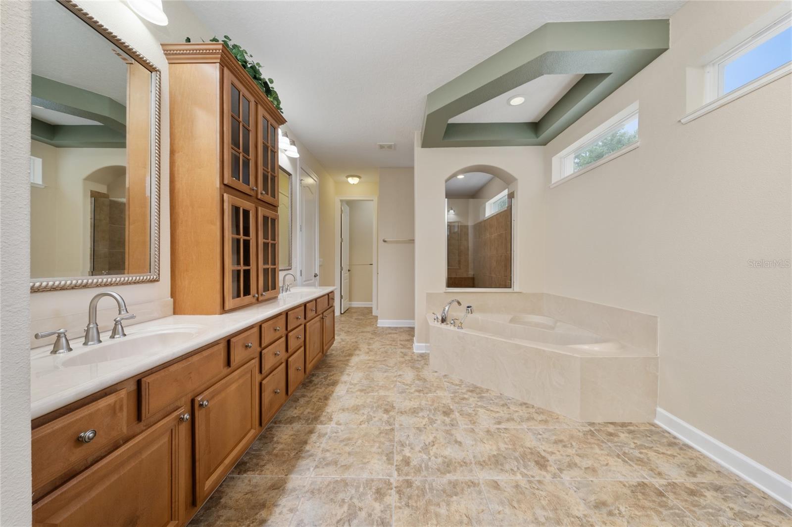 6230 Bordeaux Cir Property Photo 13