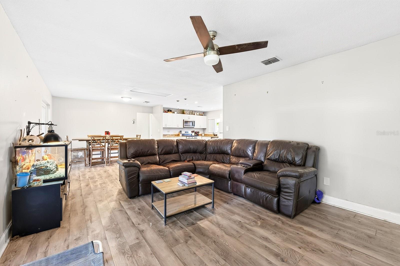 10330 Licorice Way Property Photo 9