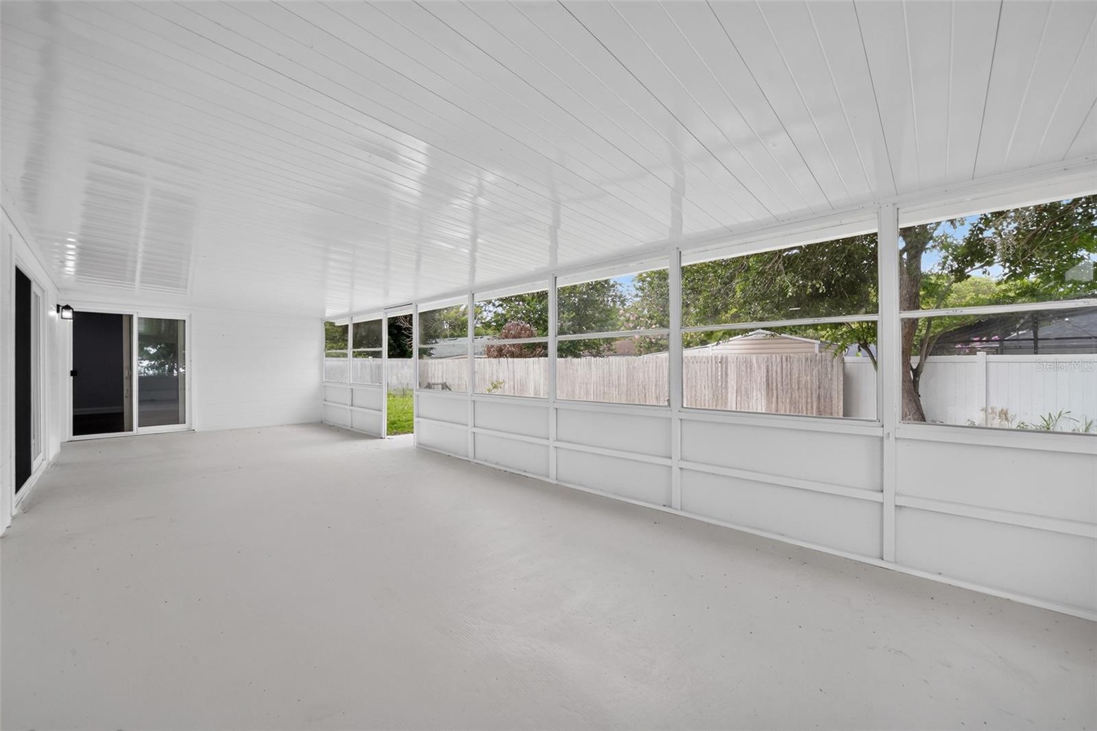 12100 Carolina Woods Ln Property Photo 11