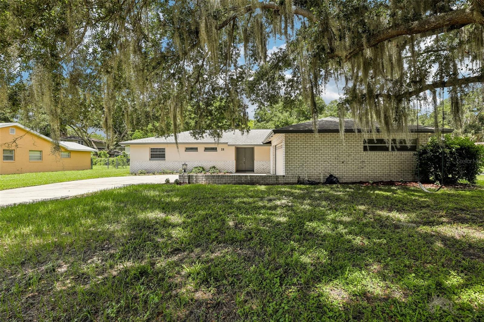 28 LINDA LN