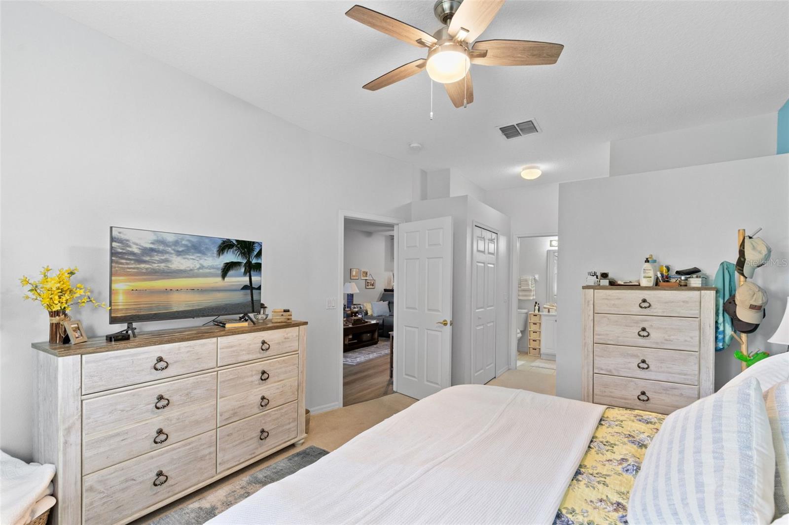 146 Club Villas Ln Property Photo 12