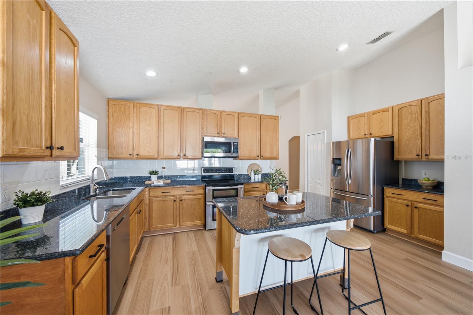 2946 Star Grass Pt Property Photo 4