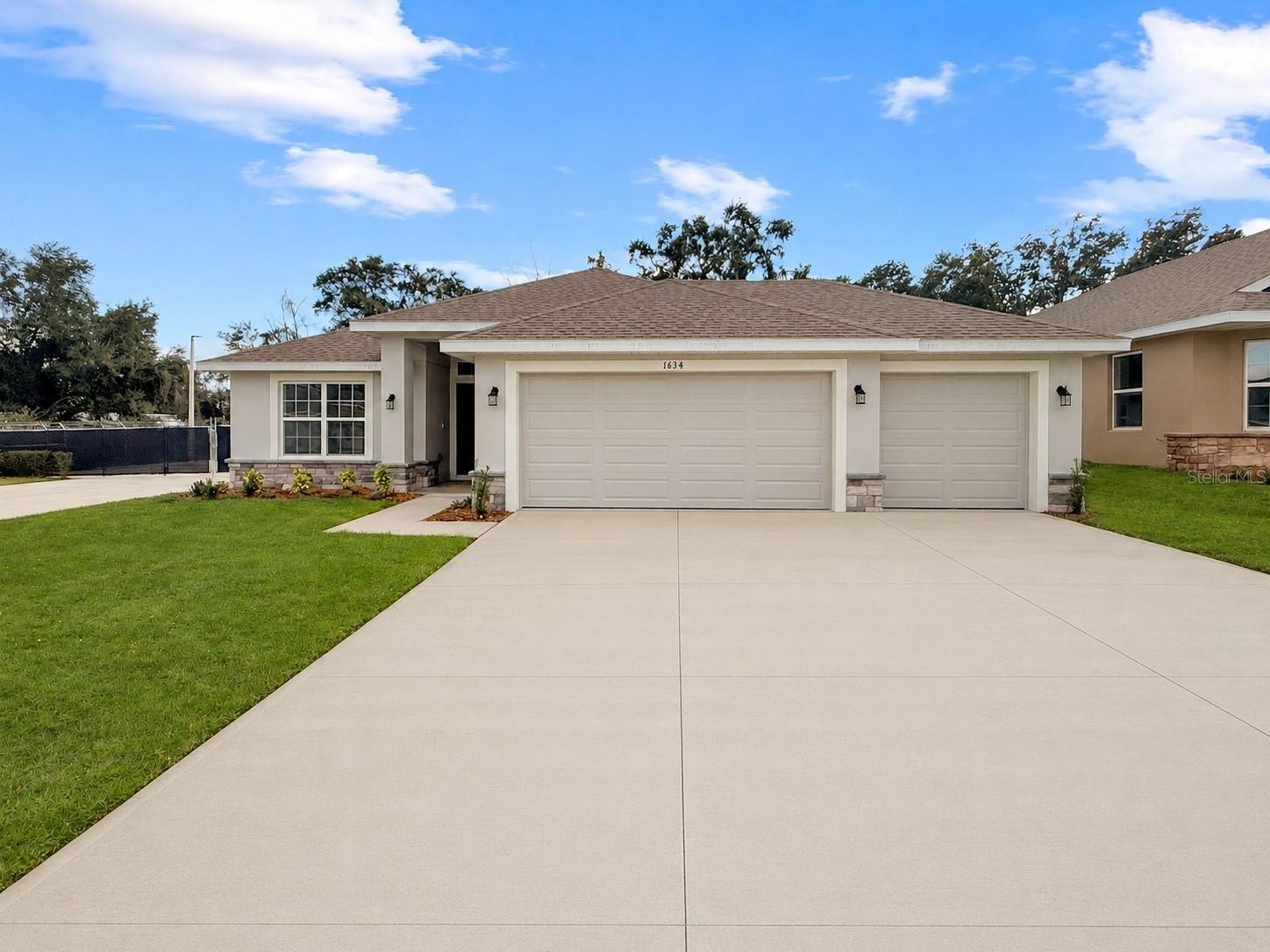 1654 Ann Rose Way Property Photo 1