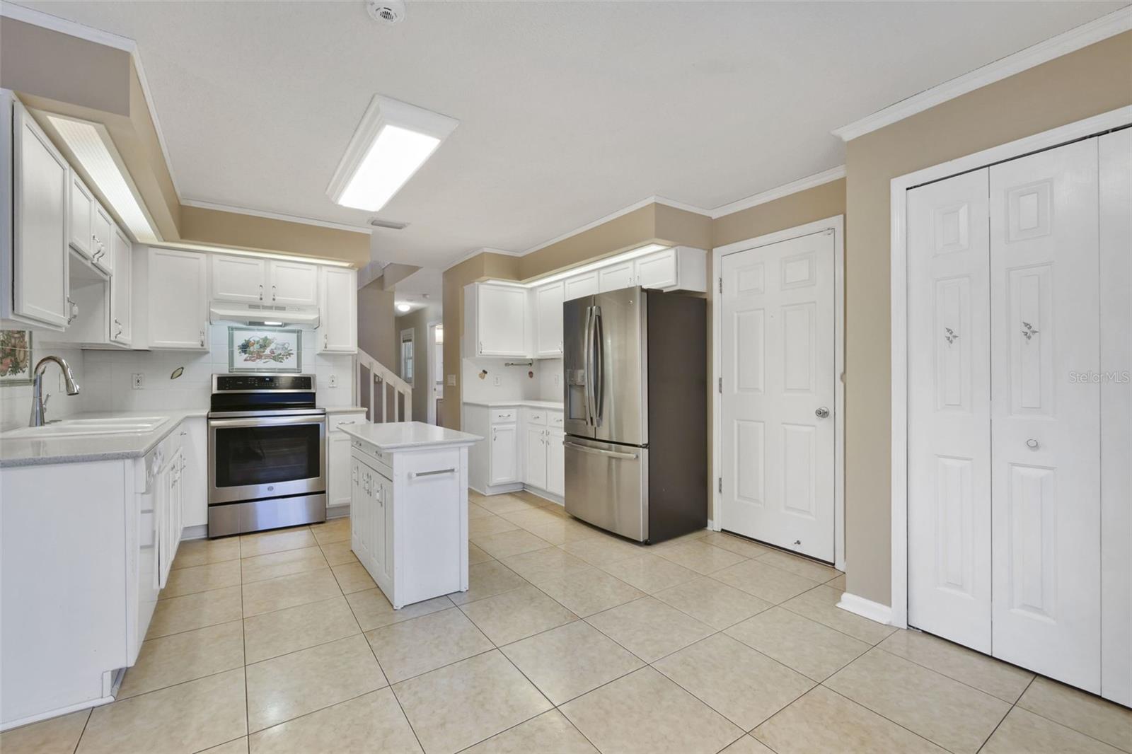 2574 Sage Dr Property Photo 24