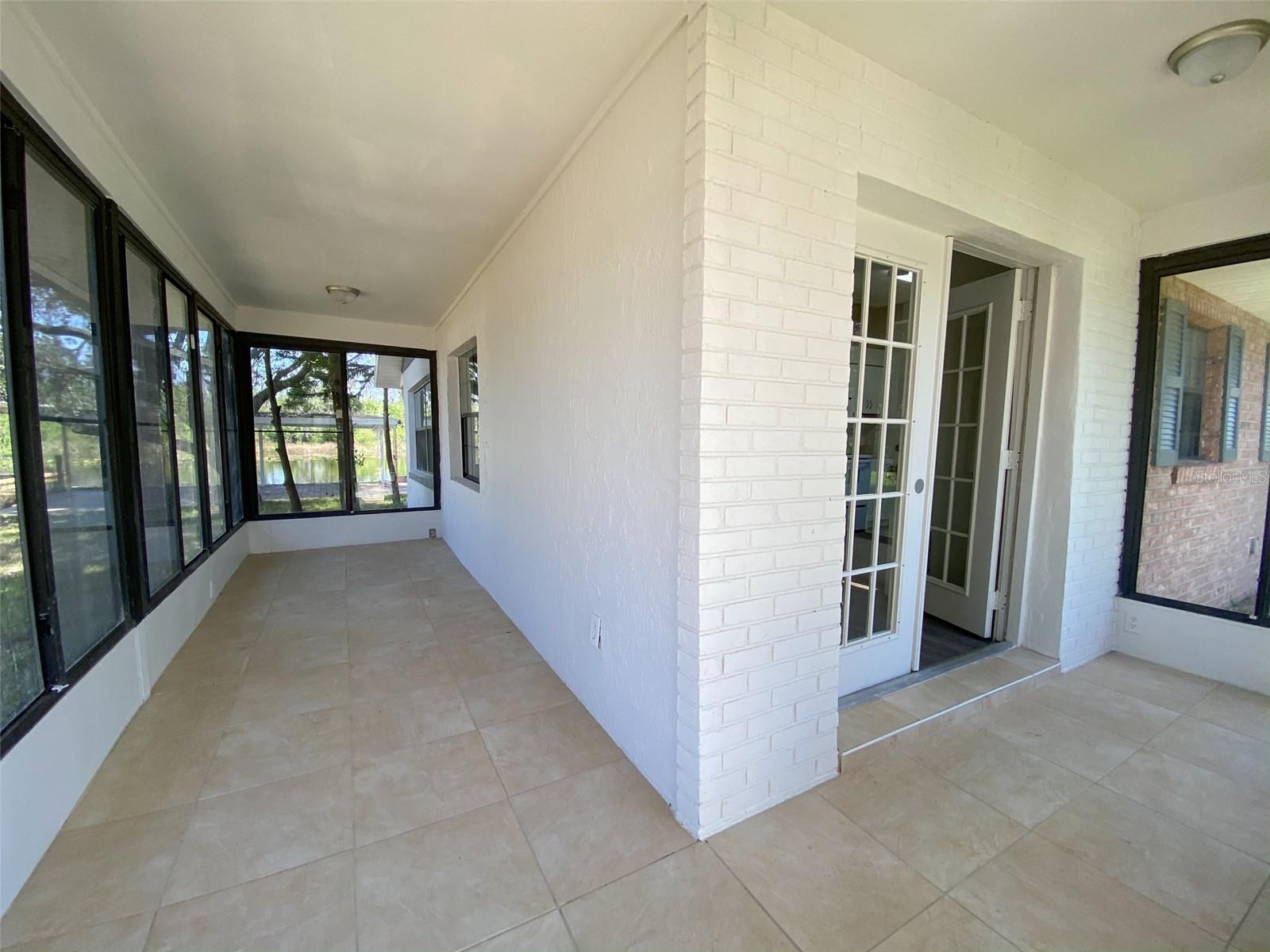 28046 Lois Dr Property Photo 11