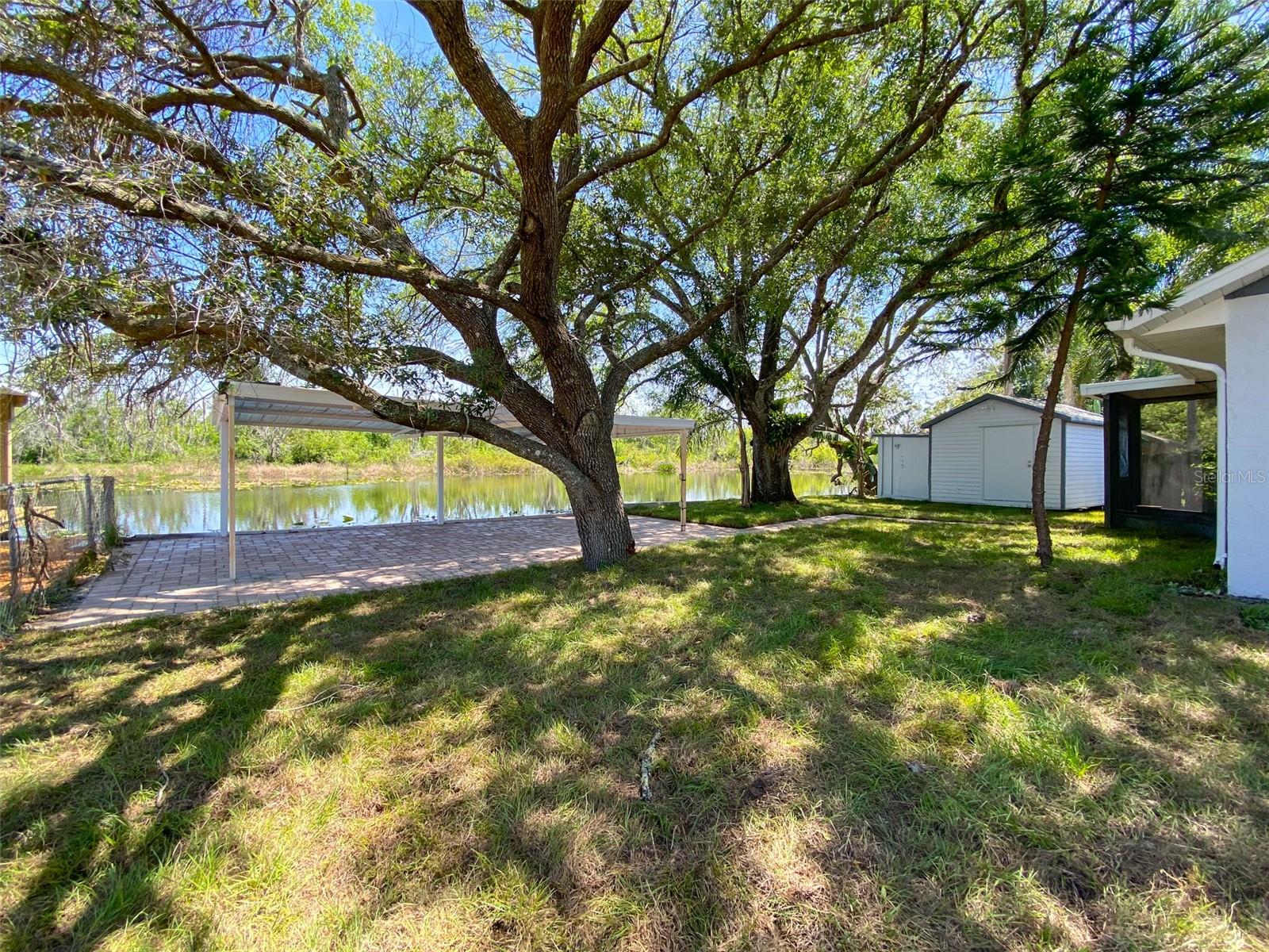 28046 Lois Dr Property Photo 12