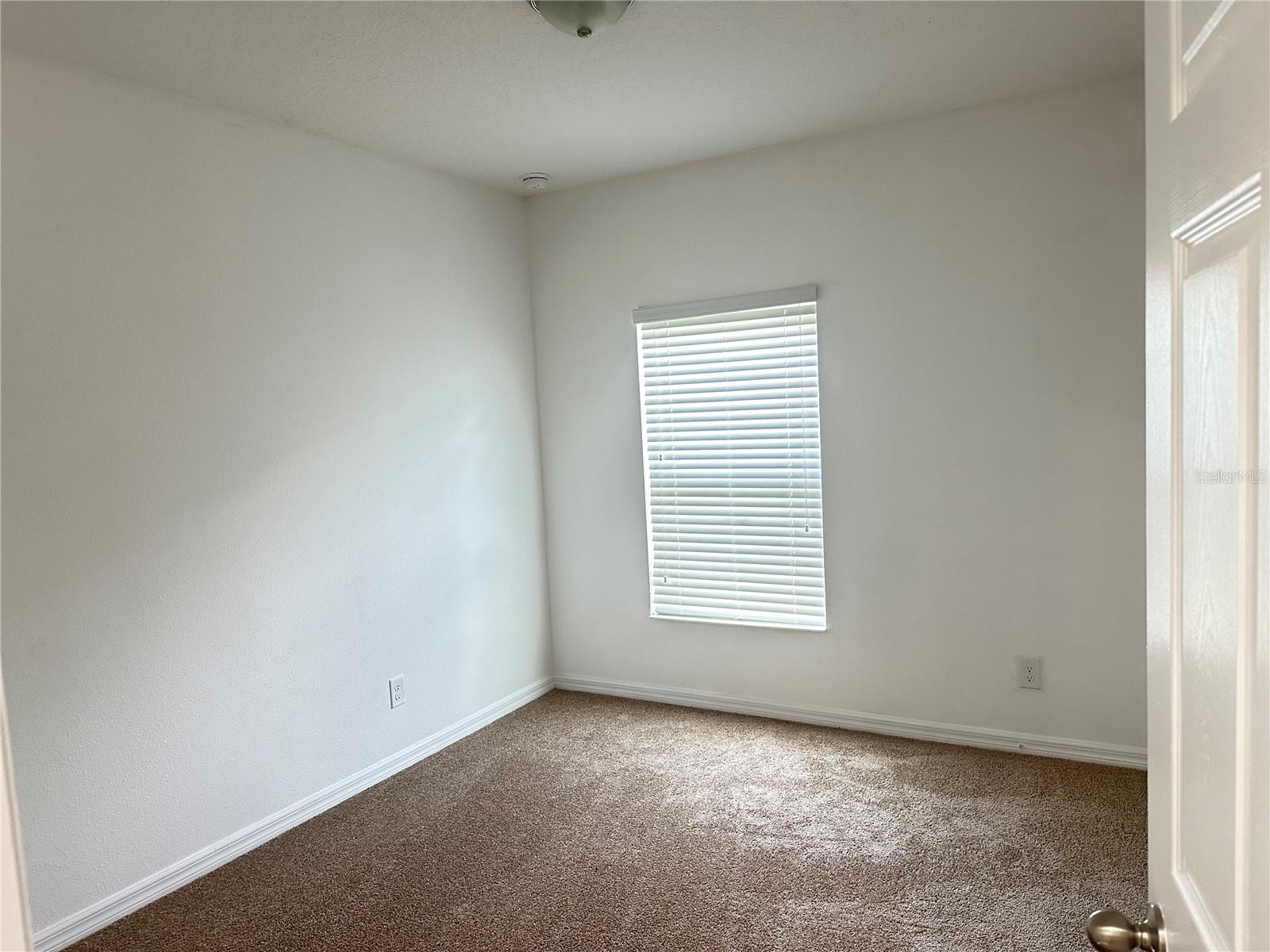 477 Kestrel Dr Property Photo 10