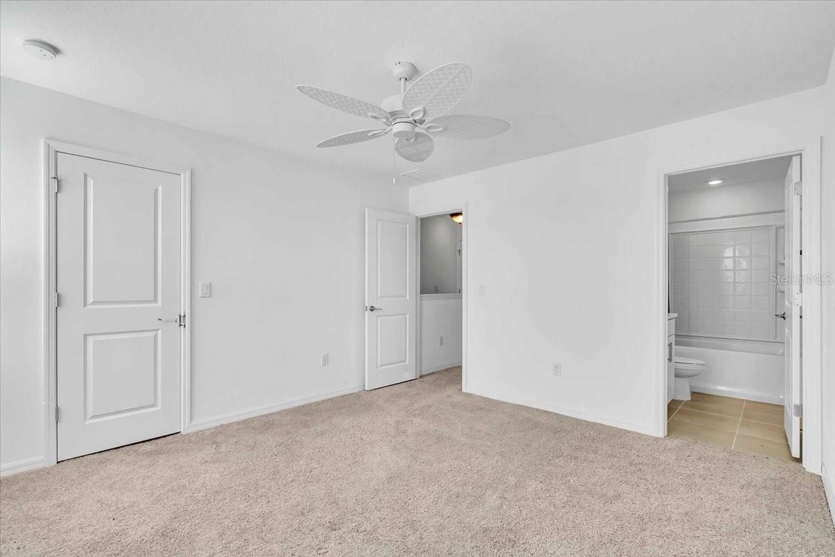 11747 Stonesmith Xing Property Photo 10