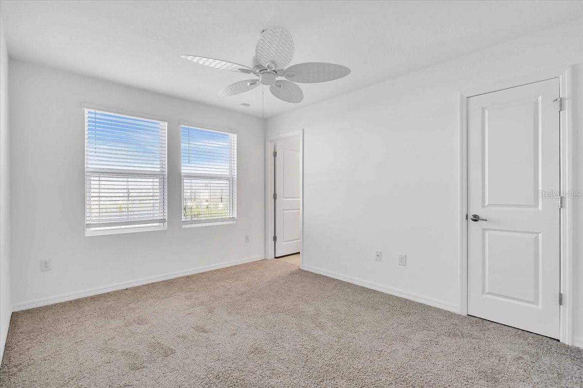 11747 Stonesmith Xing Property Photo 12