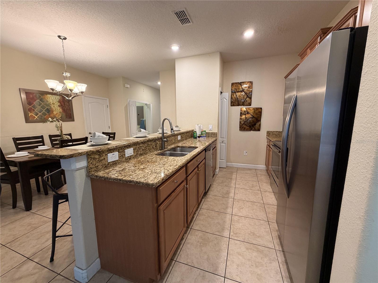2931 Banana Palm Dr Property Photo 5