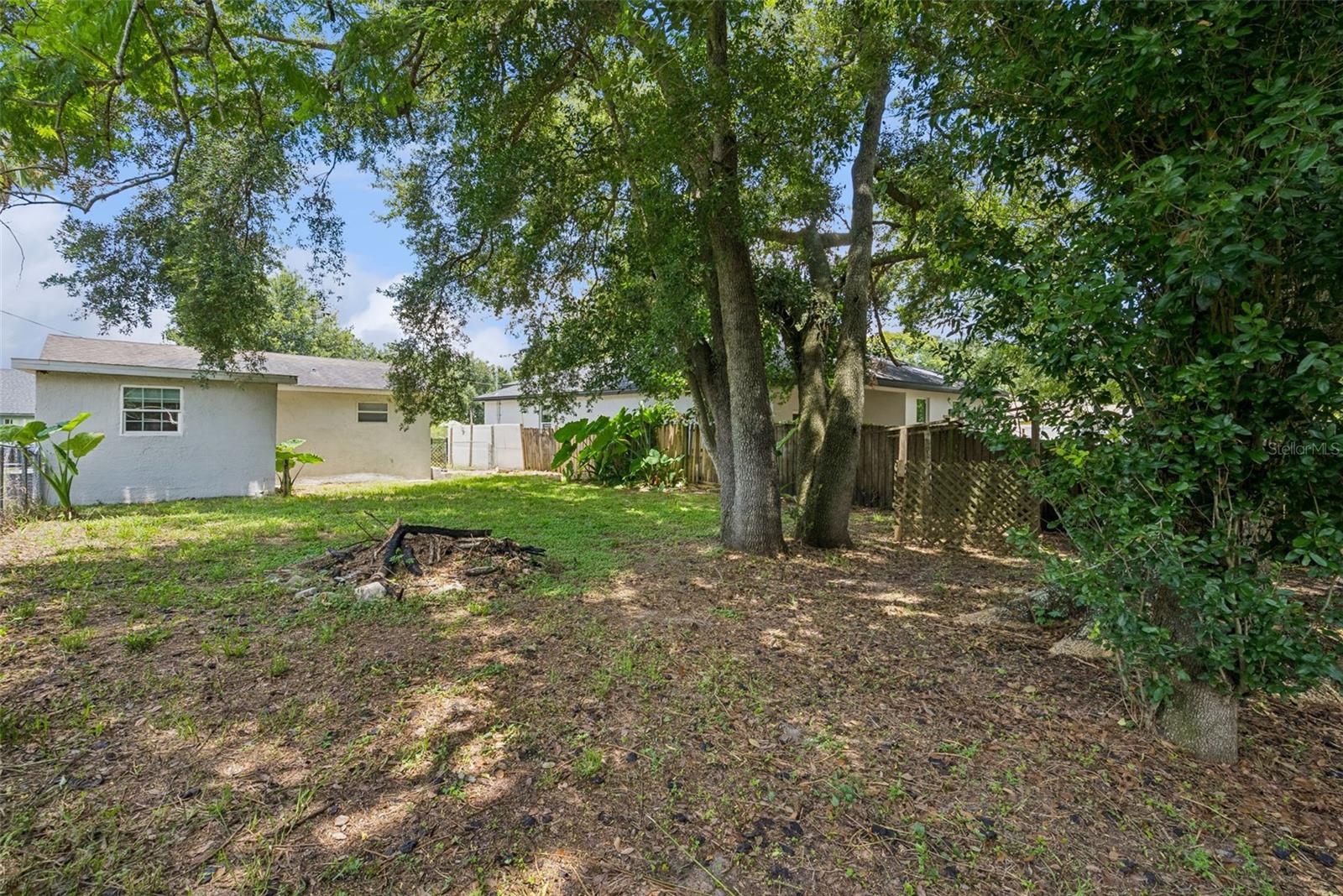 5000 Huppel Ave Property Photo 17