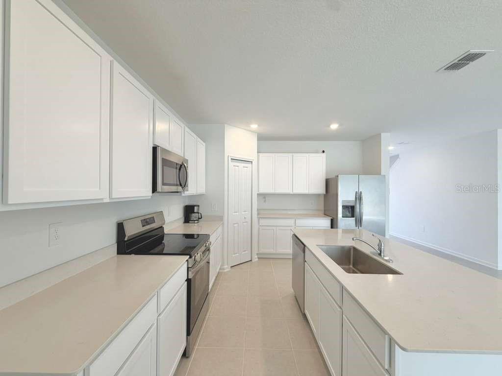 3638 Hardman Dr Property Photo 7