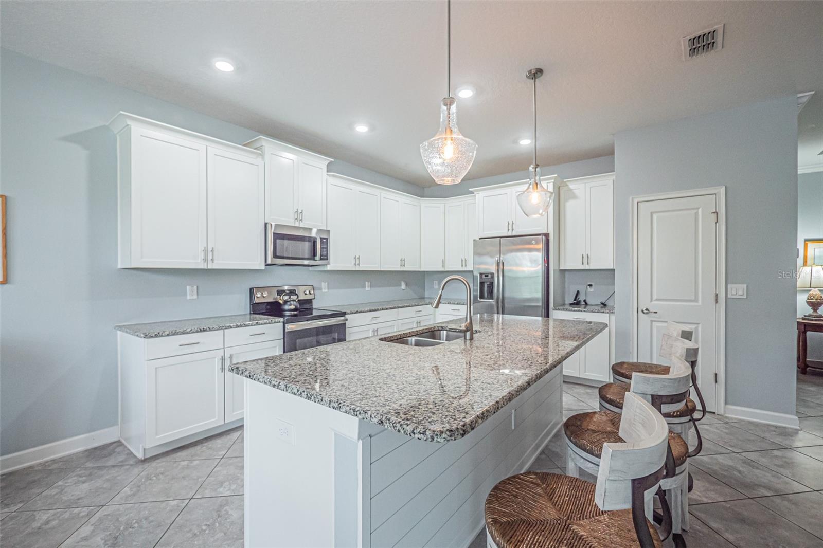 10174 Lovegrass Ln Property Photo 11