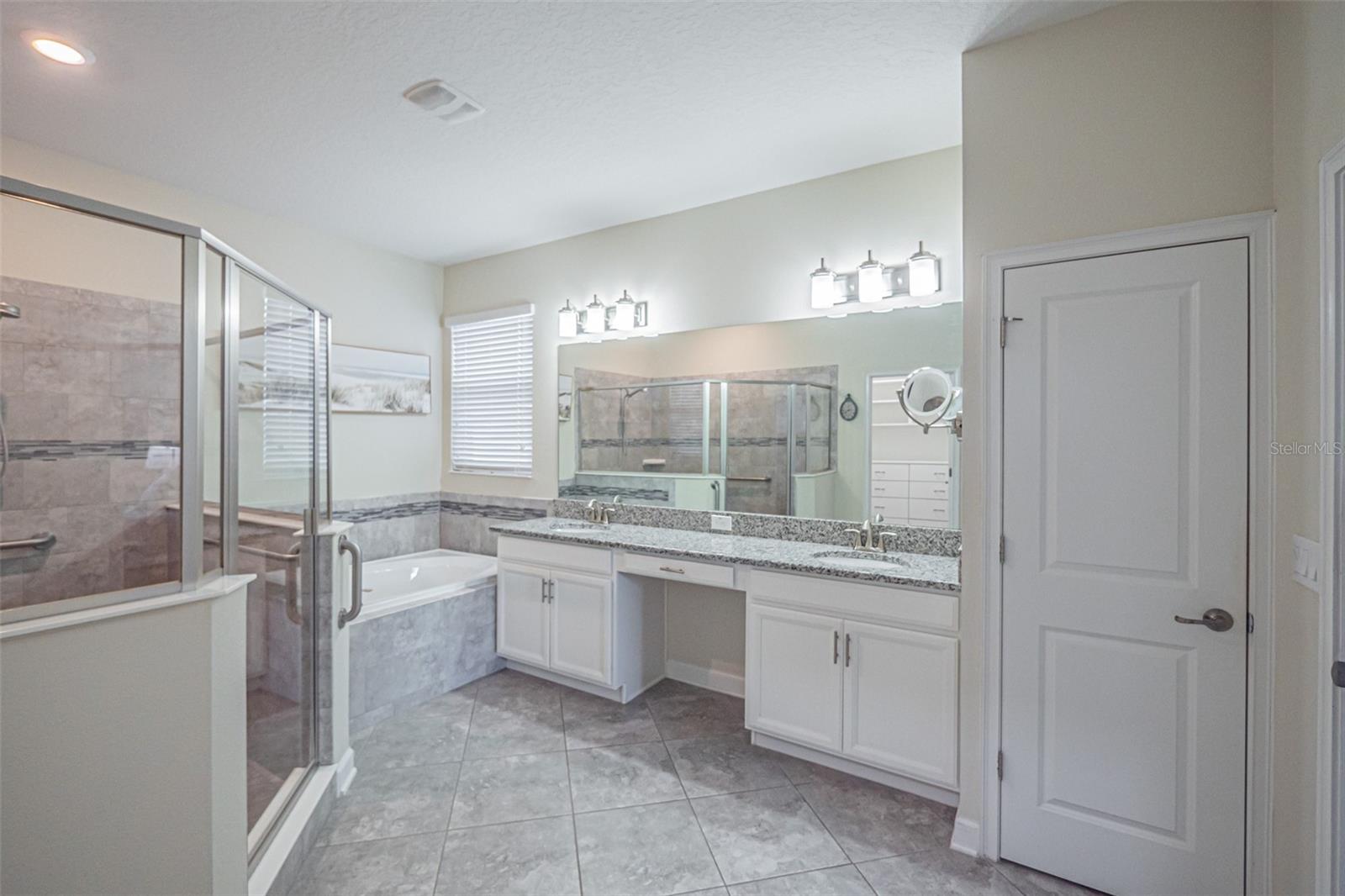10174 Lovegrass Ln Property Photo 29