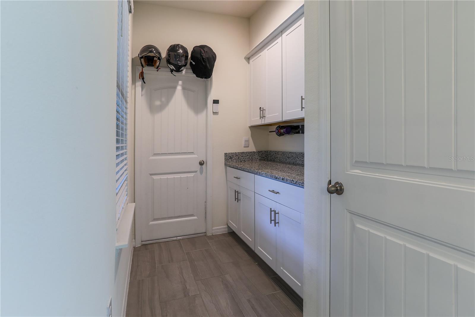 16625 Point Rock Dr Property Photo 20
