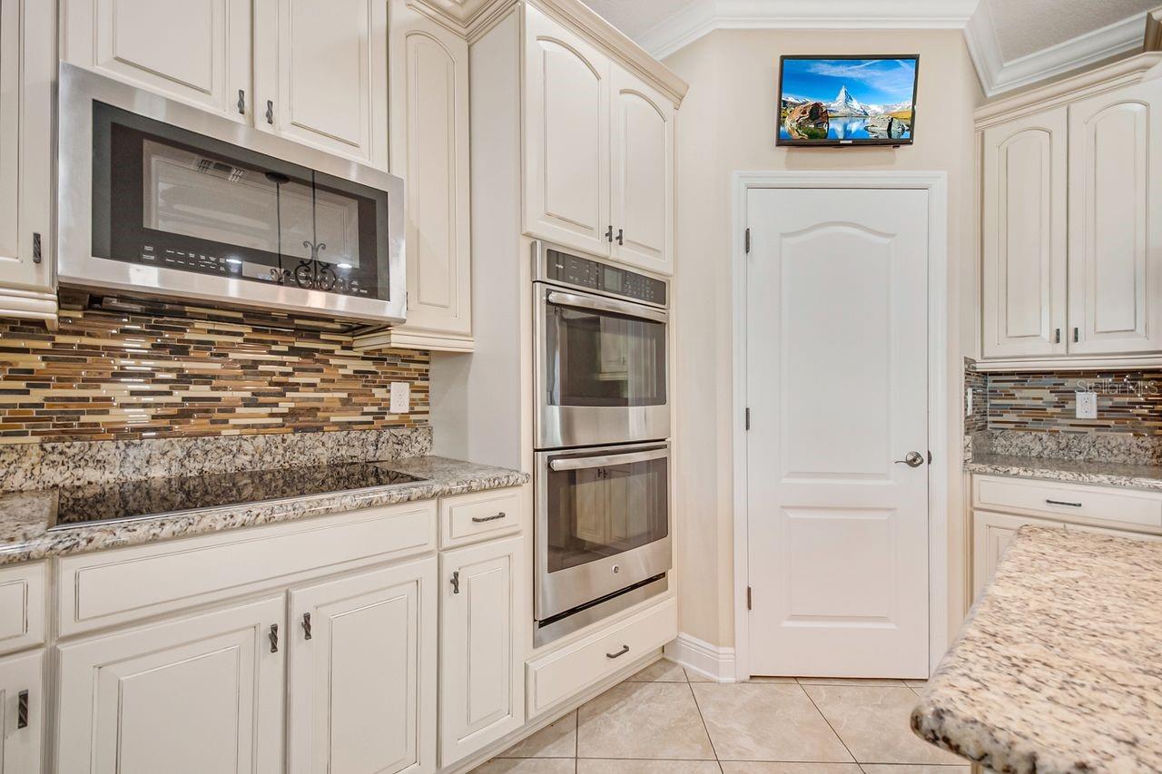 2629 Tree Meadow Loop Property Photo 10