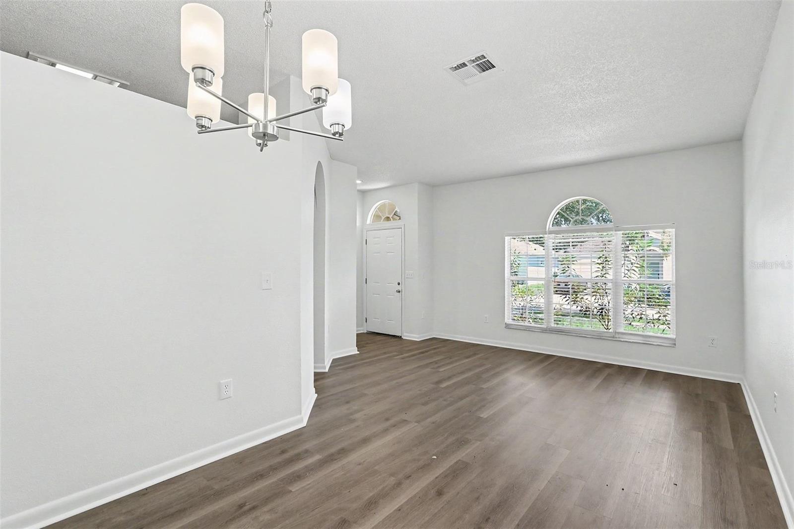 3709 Cinnamon Fern Loop Property Photo 3