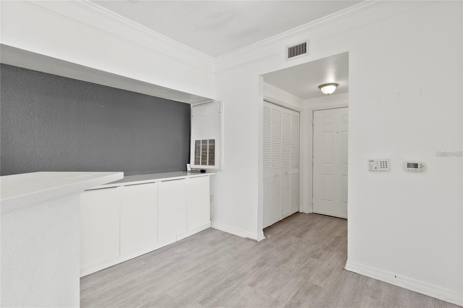3428 Soho St #b08 Property Photo 4