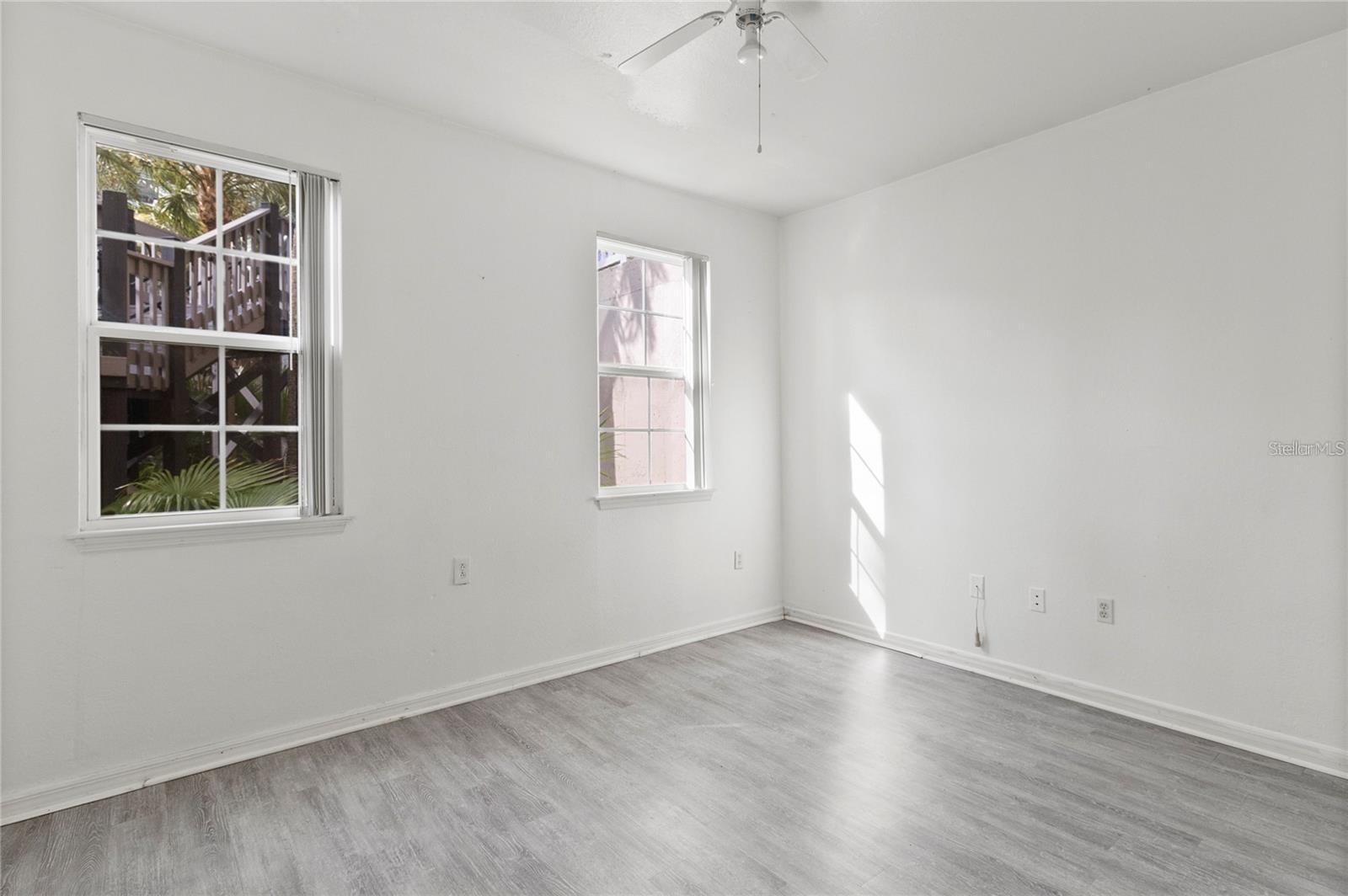 3428 Soho St #b08 Property Photo 12