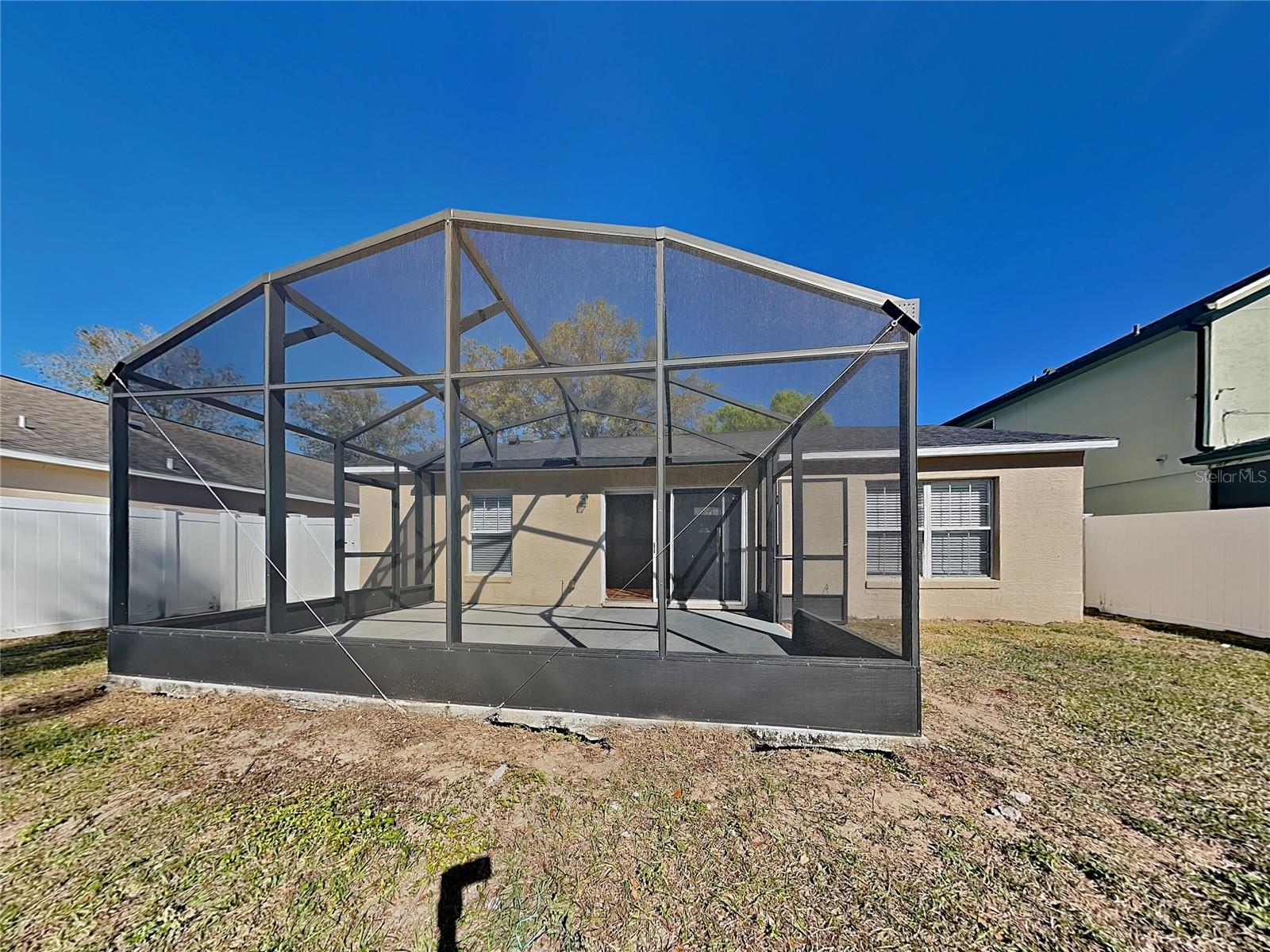 O6423078 Property Photo 22