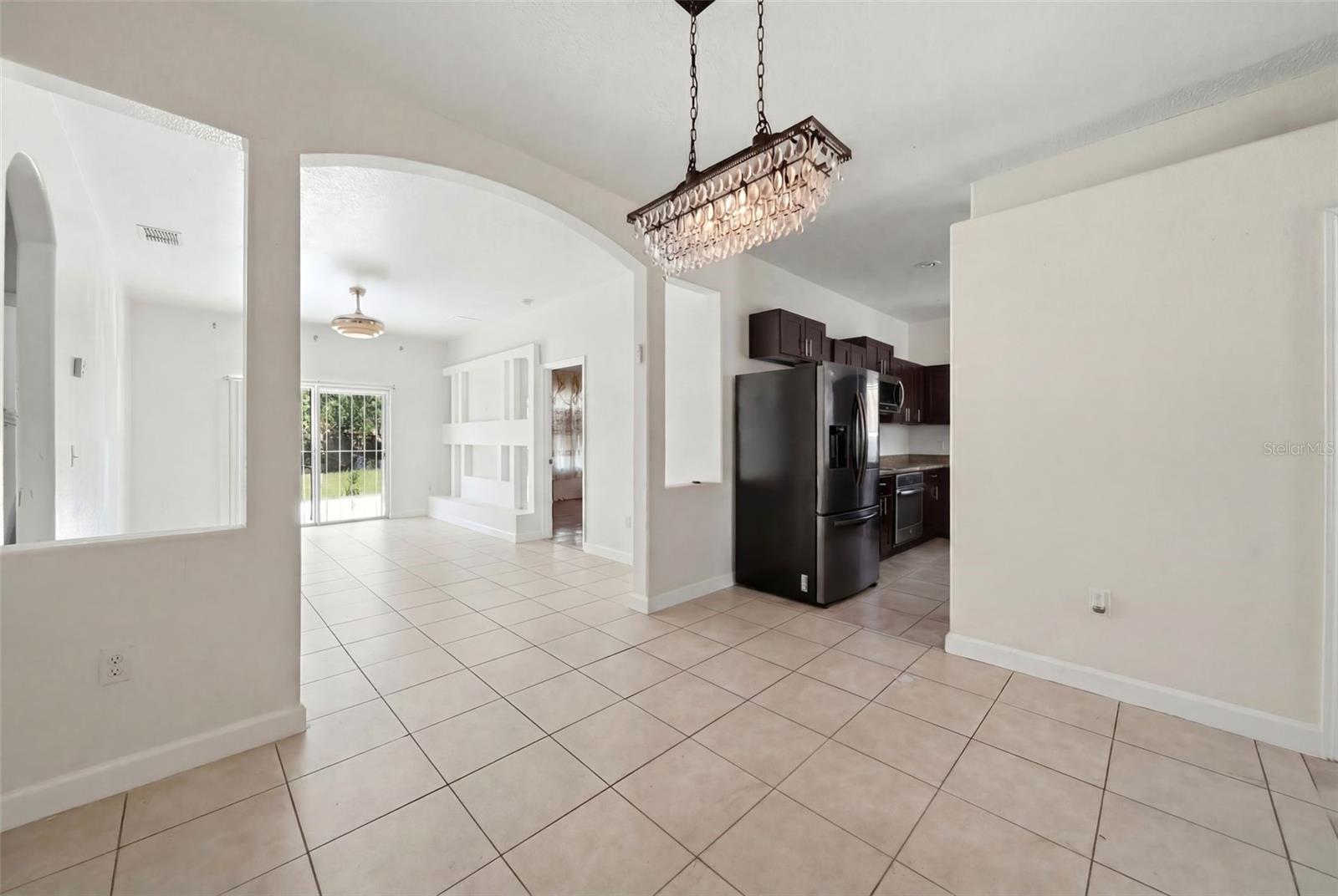 4404 America St Property Photo 7
