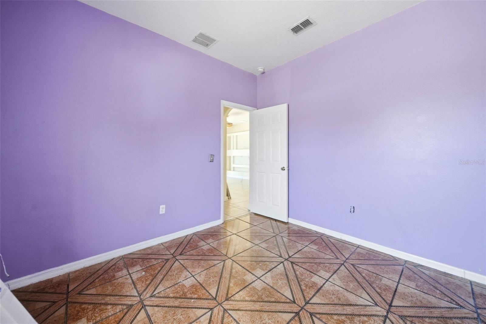 4404 America St Property Photo 16