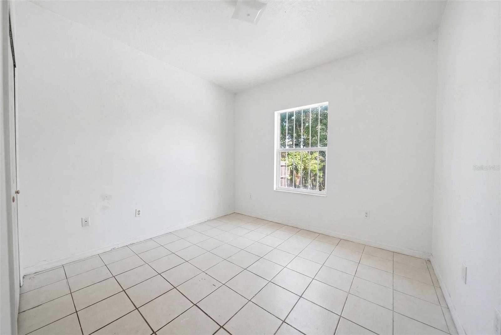 4404 America St Property Photo 23