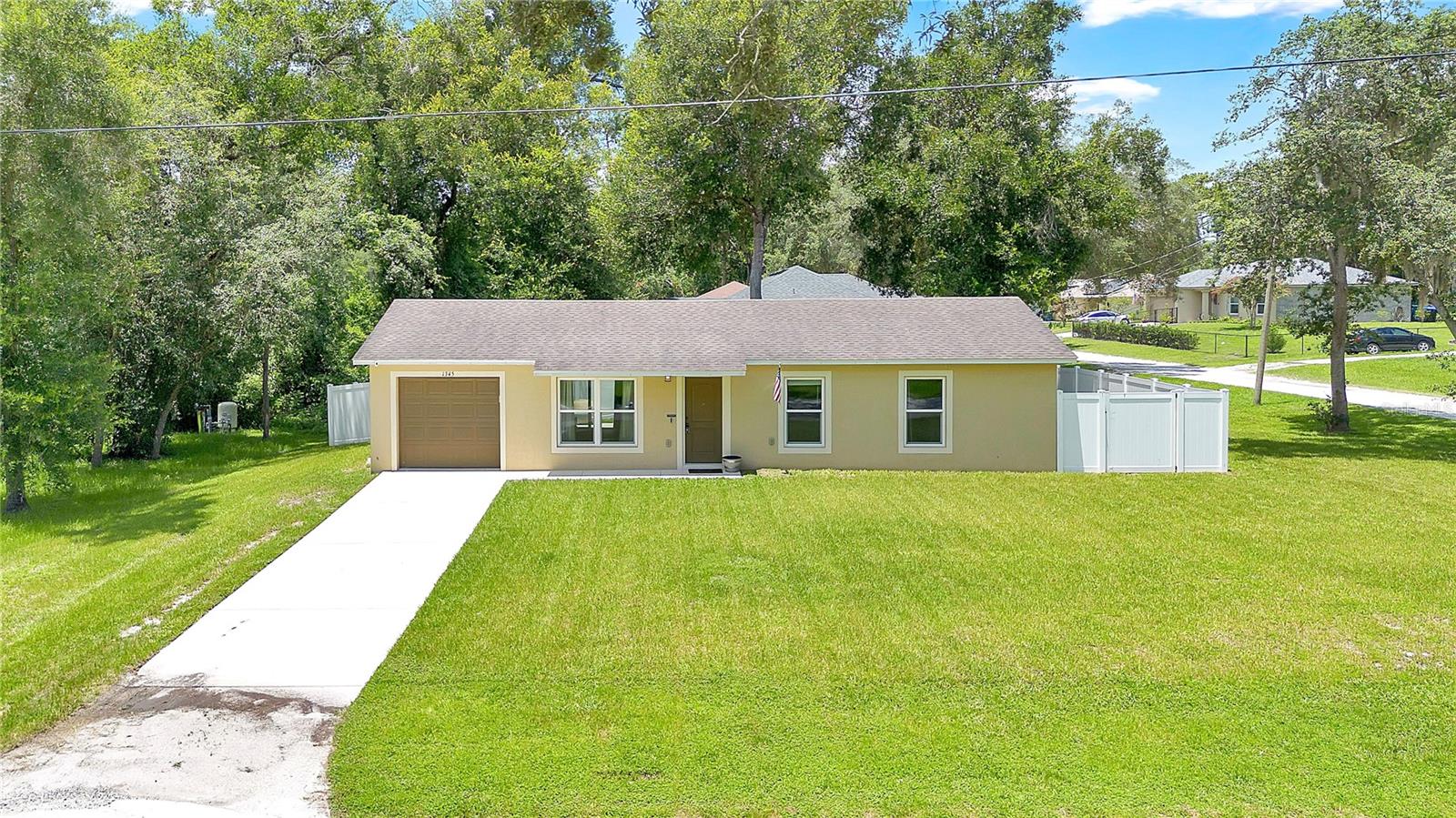 1345 GRAND AVE