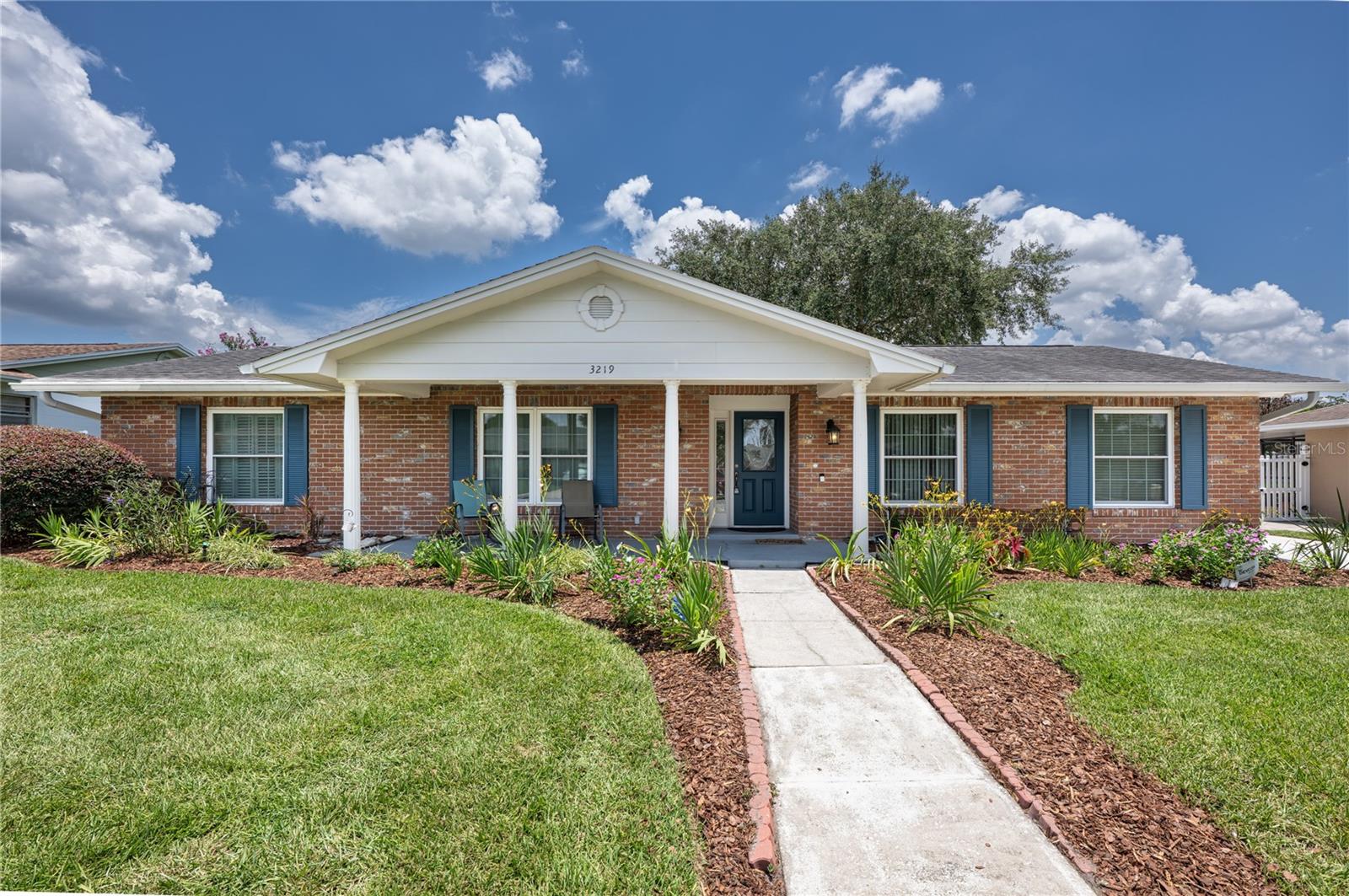 3219 Hidalgo Dr Property Photo 1