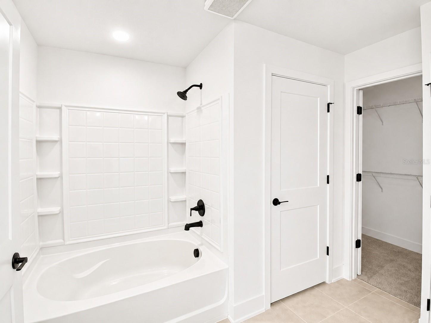 1684 Ann Rose Way Property Photo 17