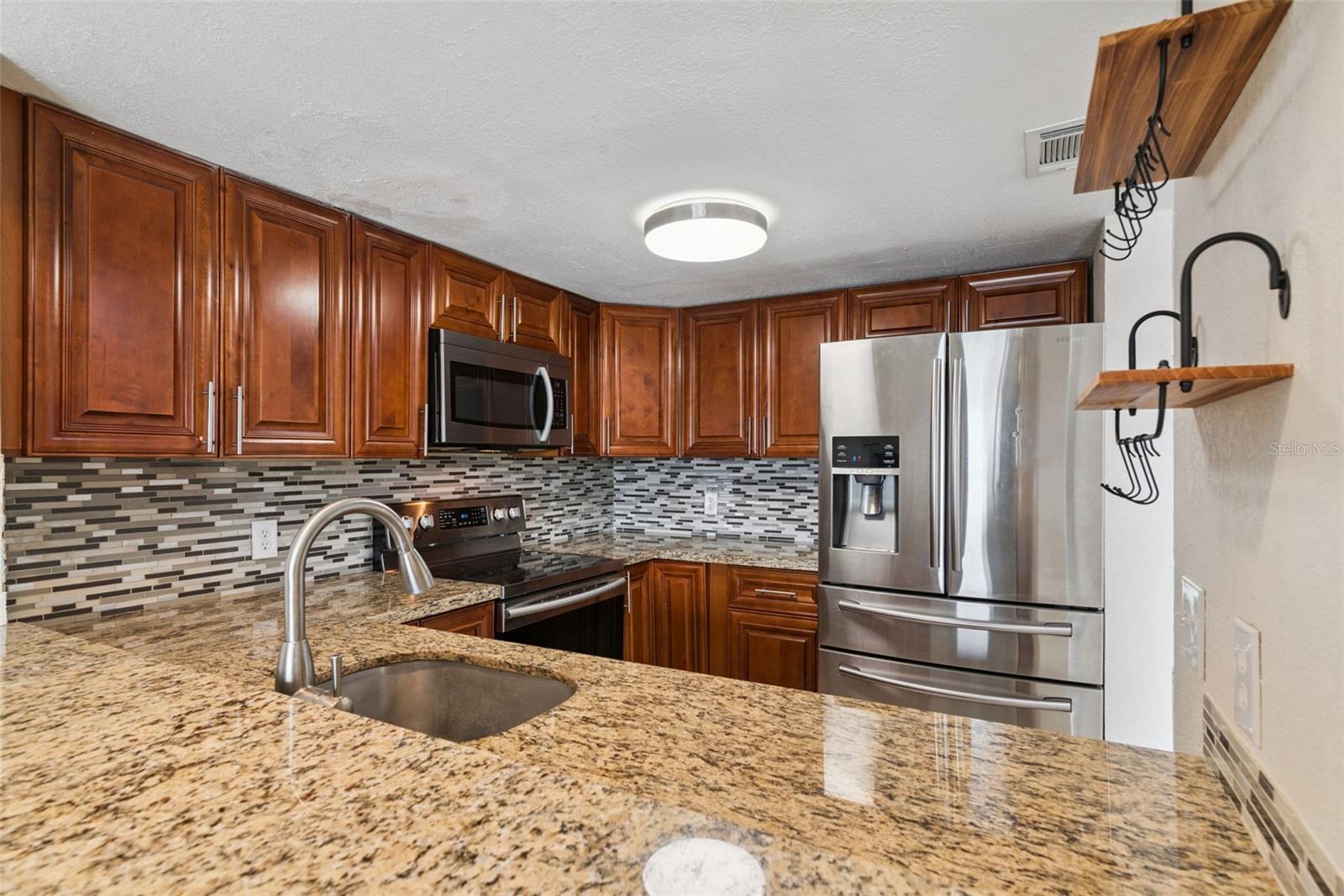 214 Majors Ln #c Property Photo 17