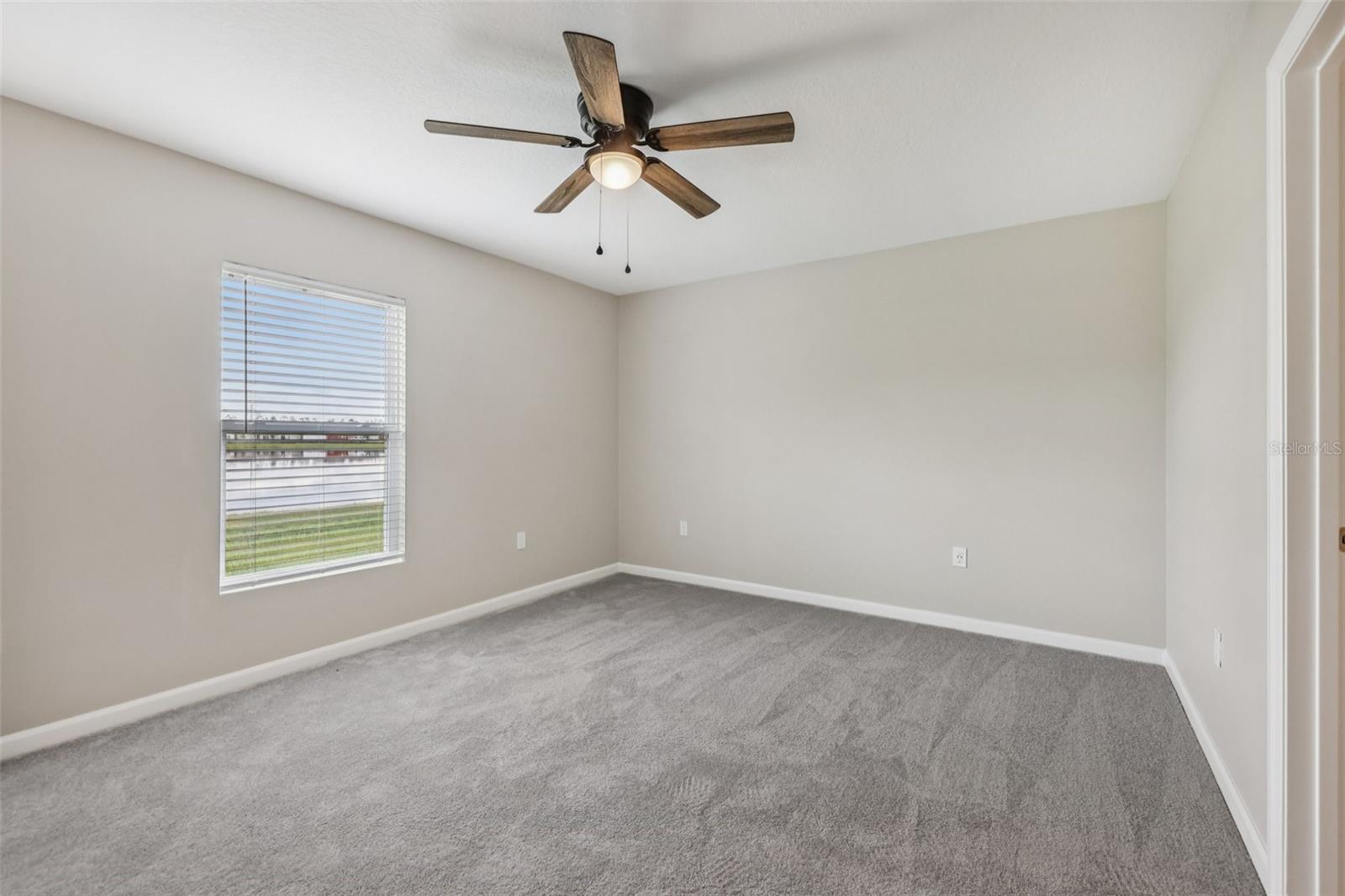 1172 Belle Isle Ln Property Photo 9