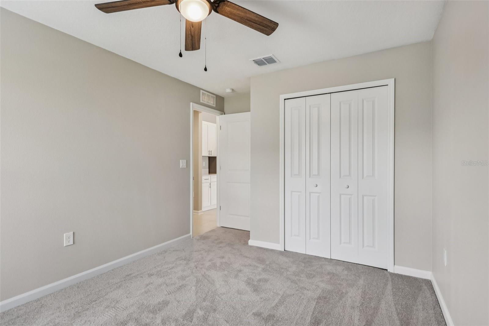 1172 Belle Isle Ln Property Photo 16
