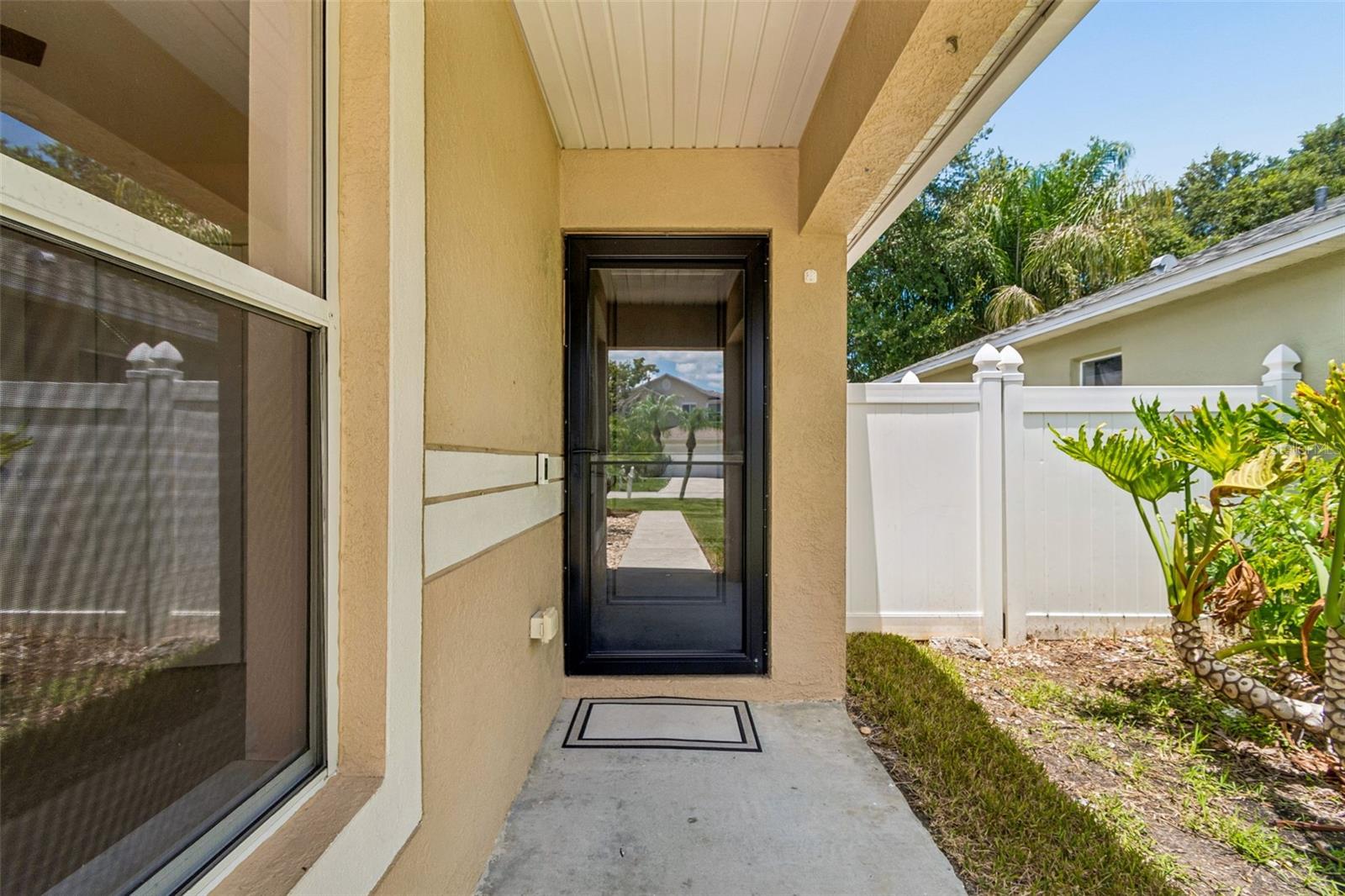32323 Fish Hook Loop Property Photo 10