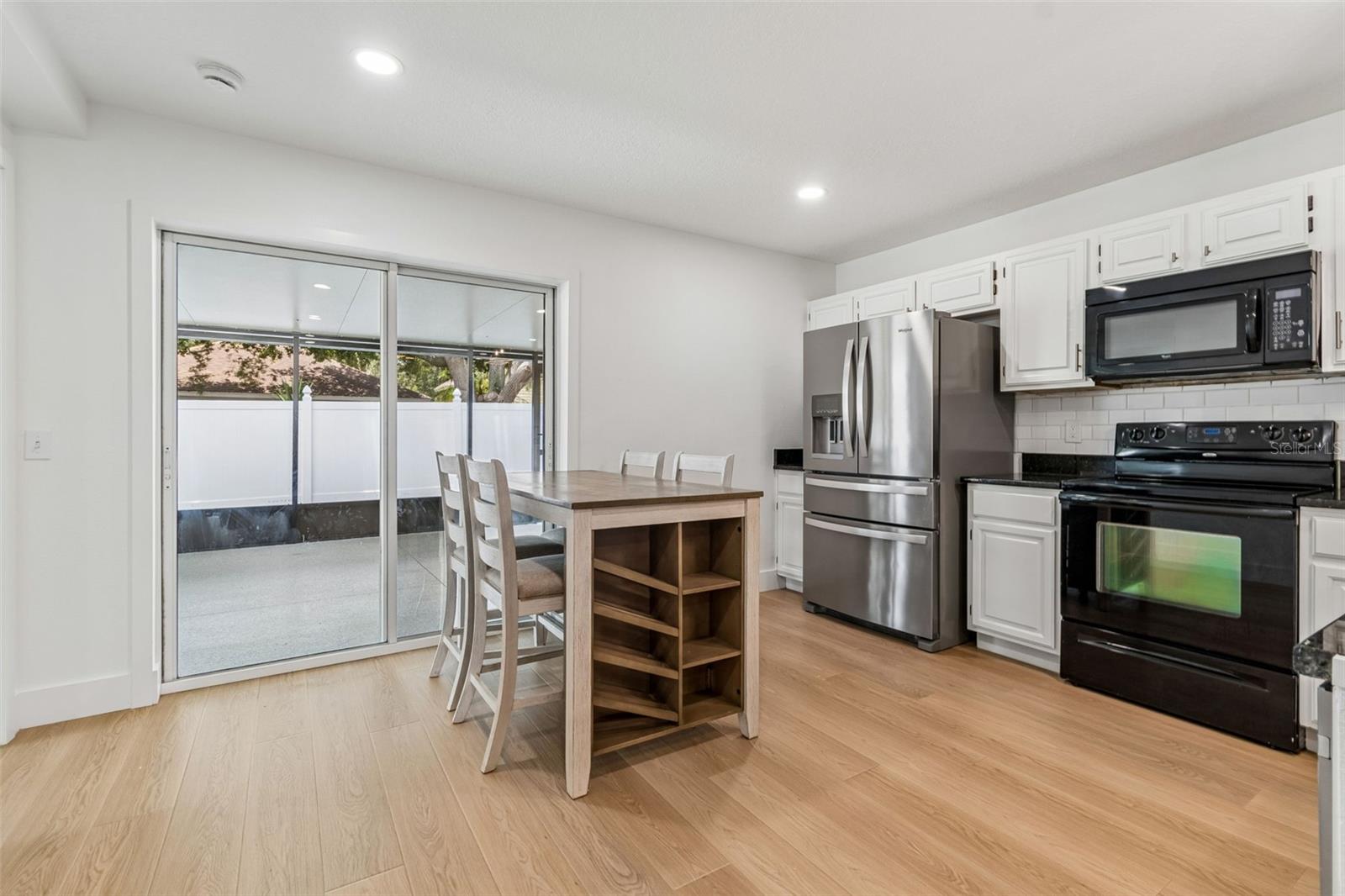 32323 Fish Hook Loop Property Photo 16