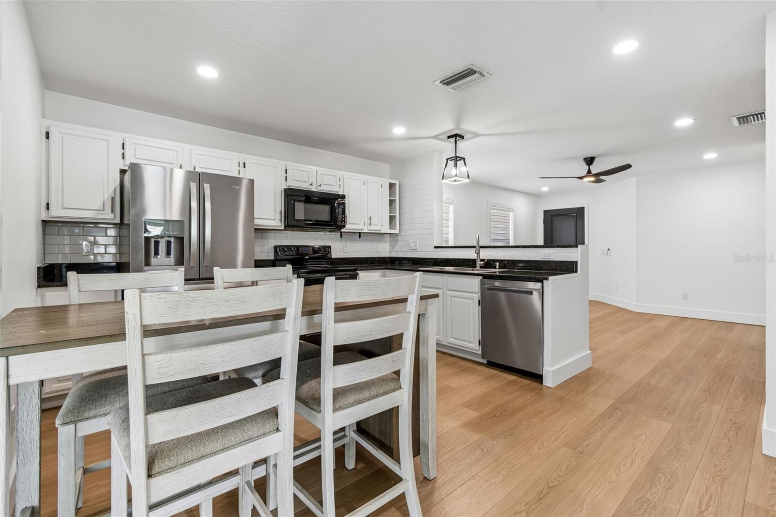 32323 Fish Hook Loop Property Photo 22