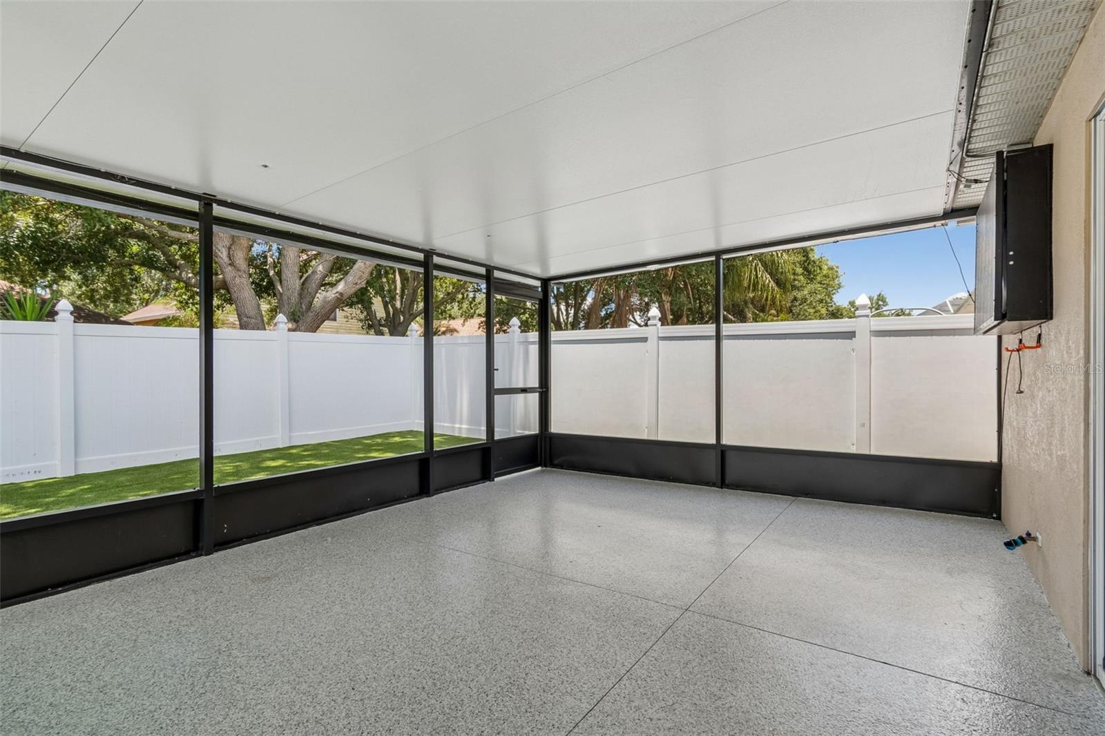 32323 Fish Hook Loop Property Photo 44