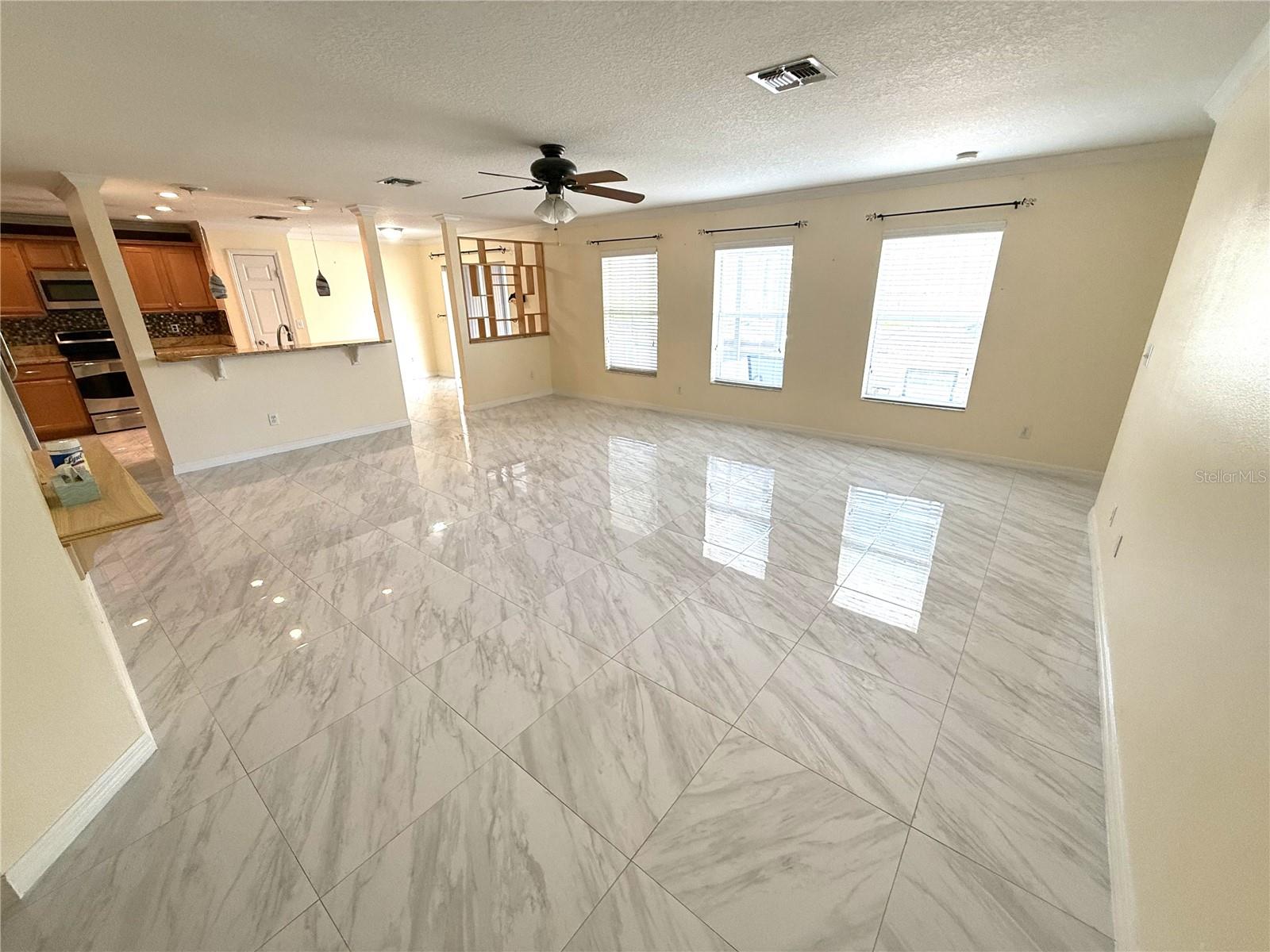 344 Sky Valley St Property Photo 5