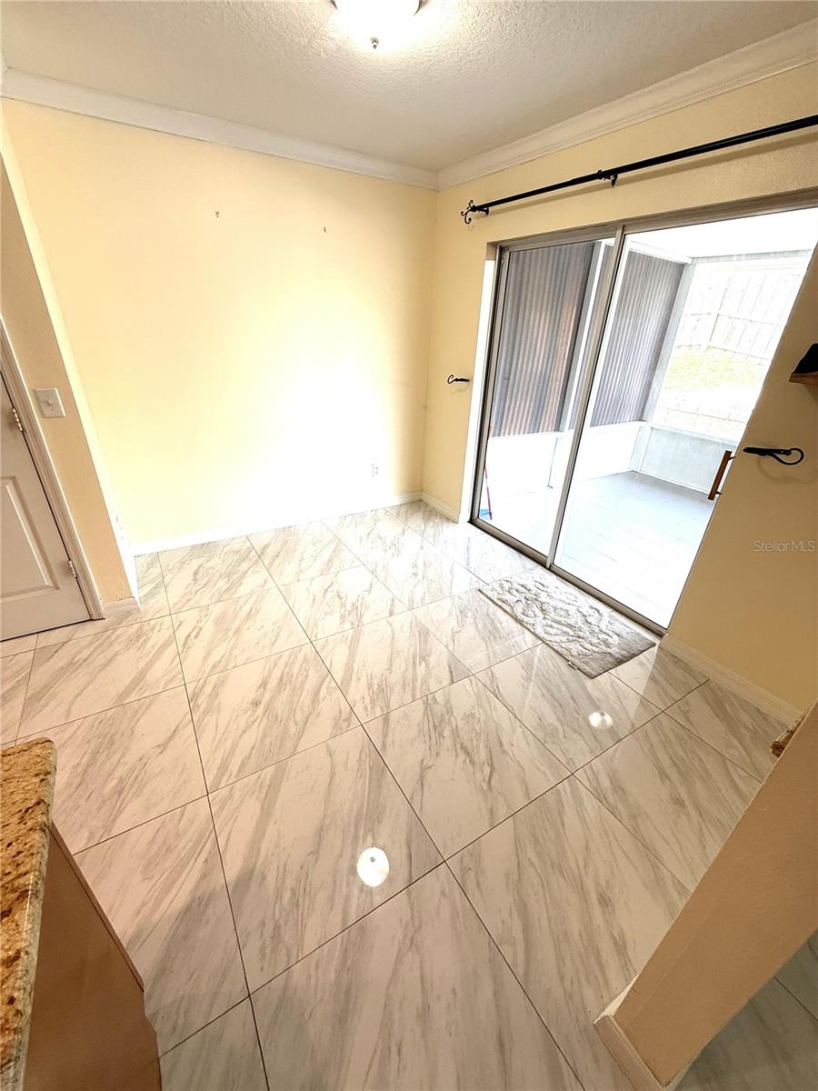 344 Sky Valley St Property Photo 12