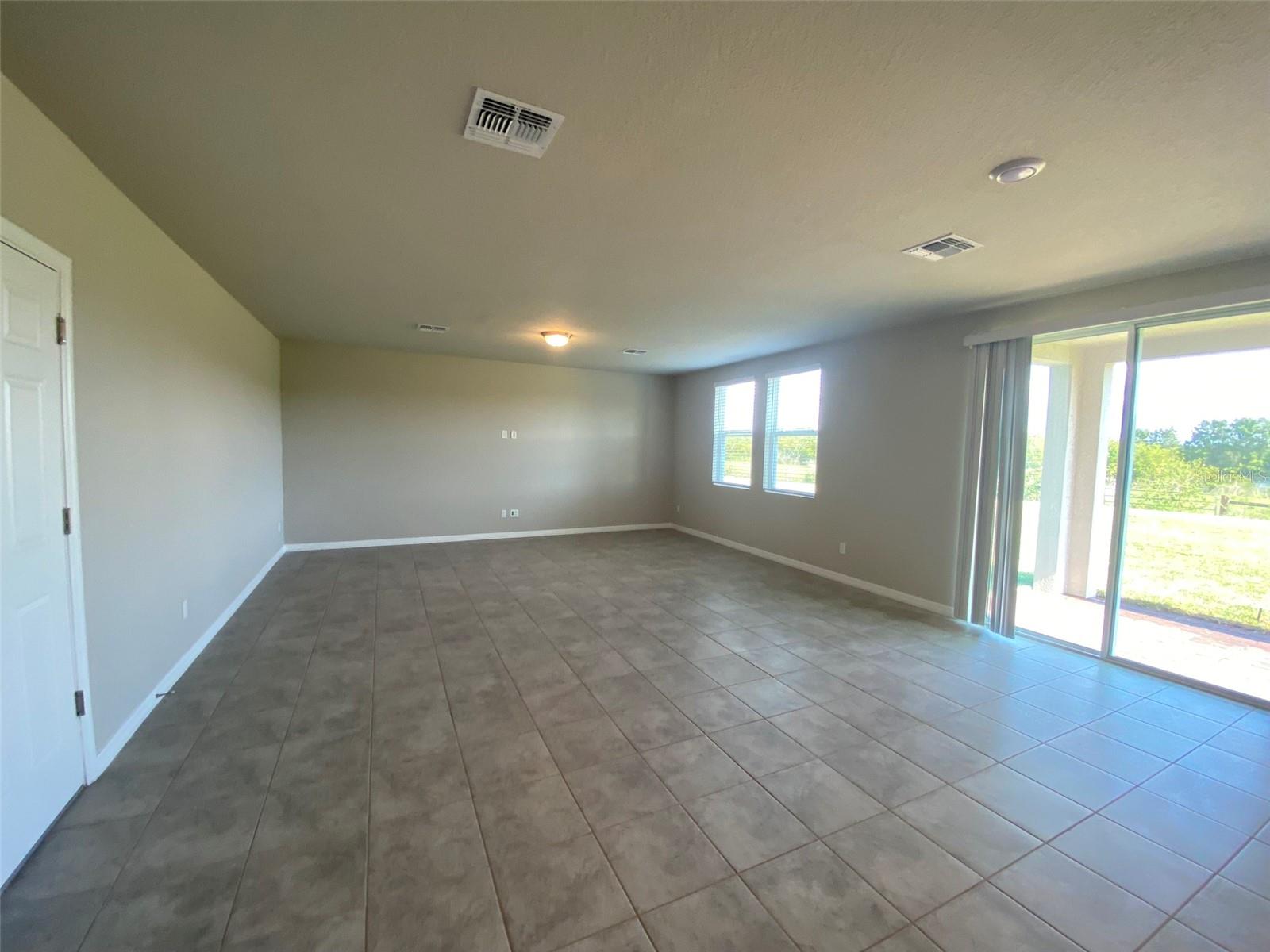 461 Whistling Duck Trl Property Photo 15