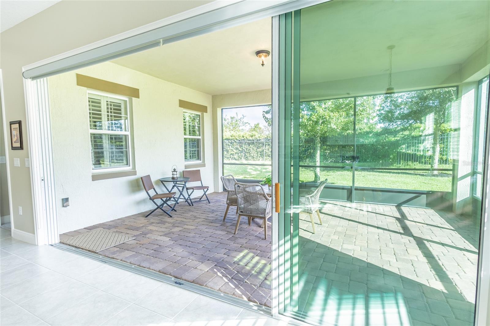 2606 Meadowedge Loop Property Photo 24