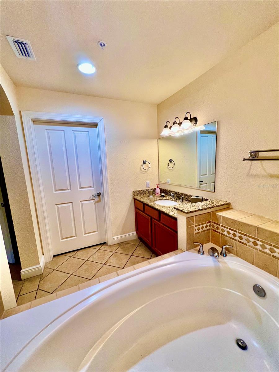 1304 Seven Eagles Ct #1304 Property Photo 13