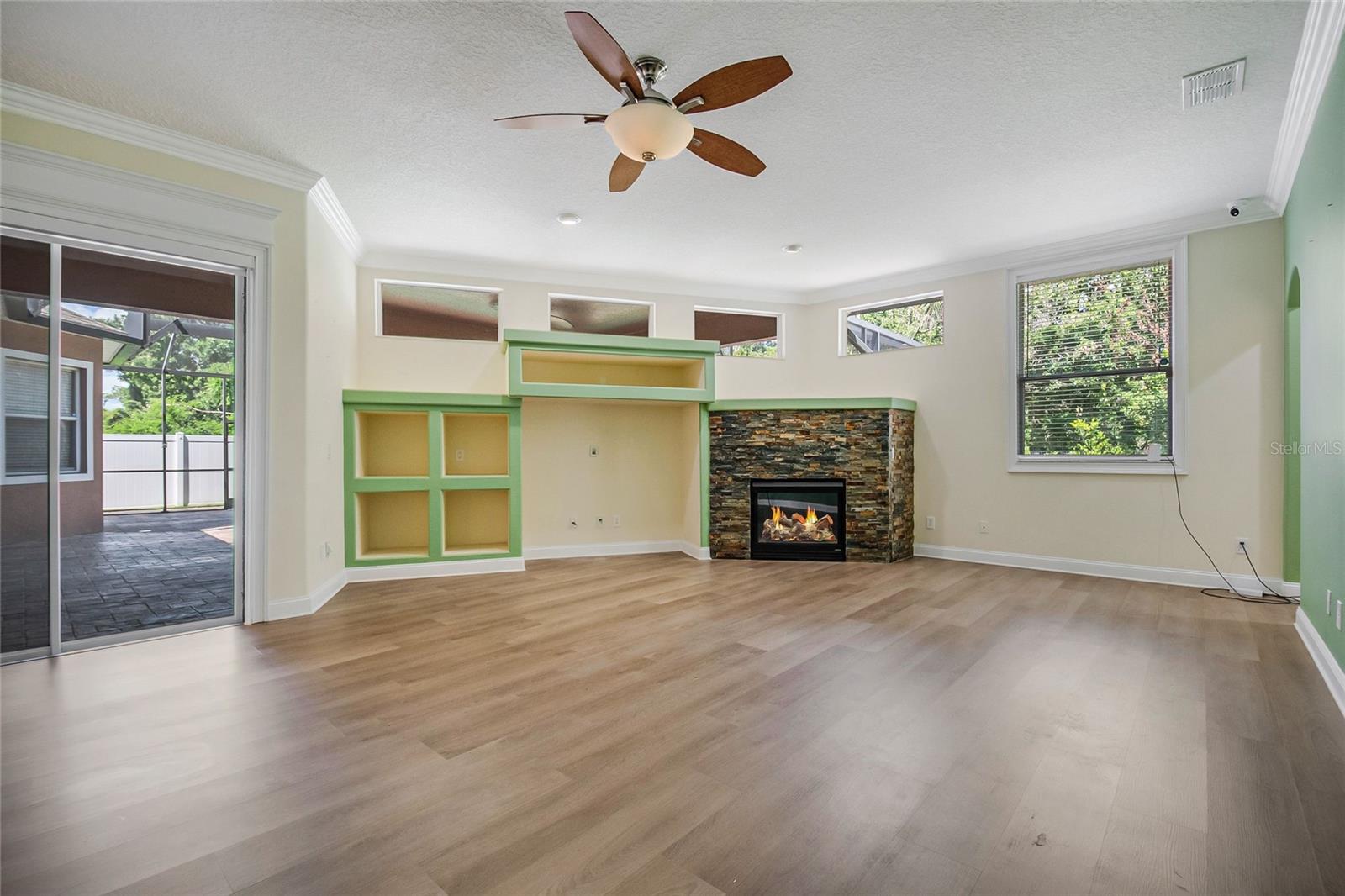 8615 Warwick Shore Xing Property Photo 6