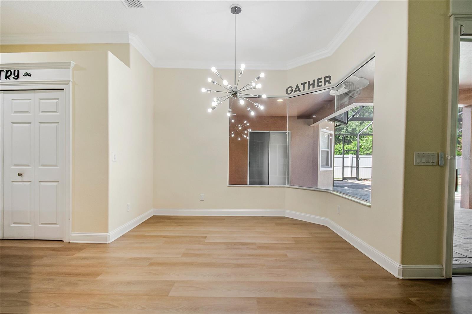 8615 Warwick Shore Xing Property Photo 8