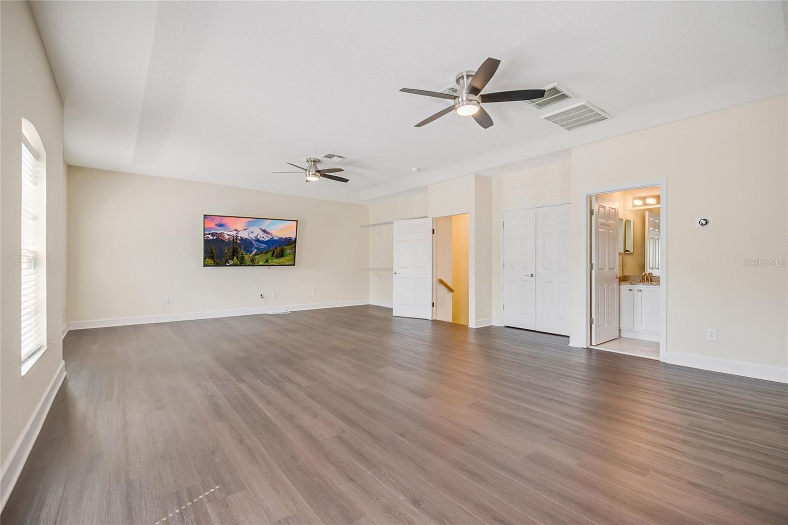 8615 Warwick Shore Xing Property Photo 22
