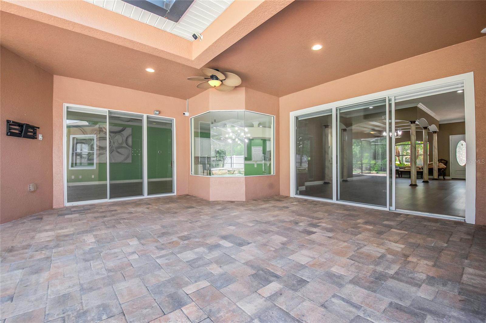 8615 Warwick Shore Xing Property Photo 26