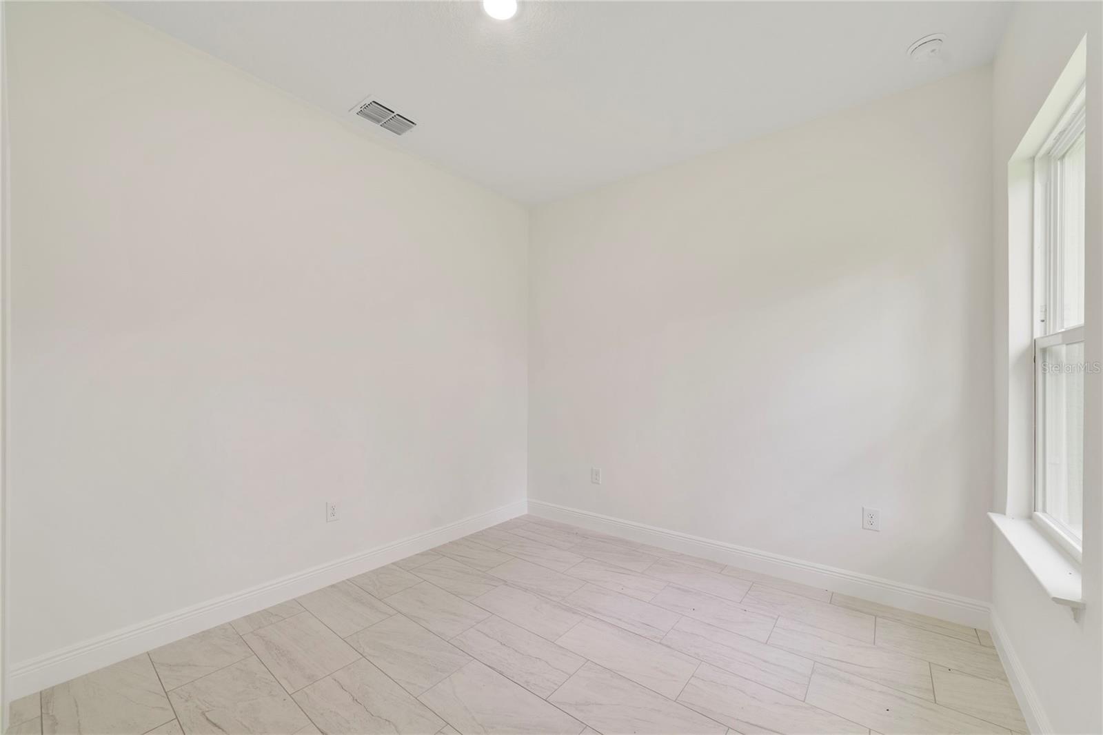 3355 W Marie Dr Property Photo 10