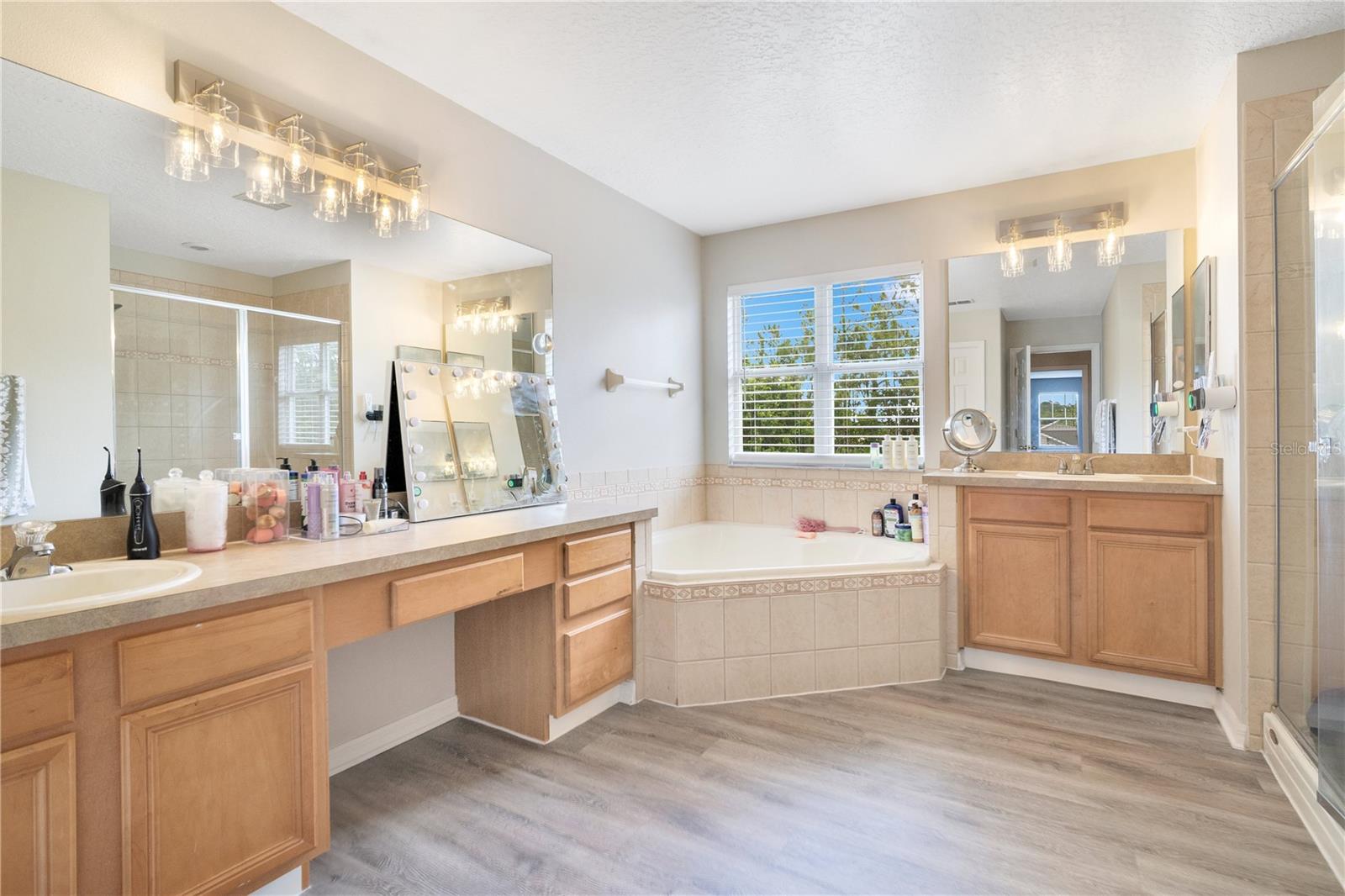 5047 Adair Oak Dr Property Photo 15
