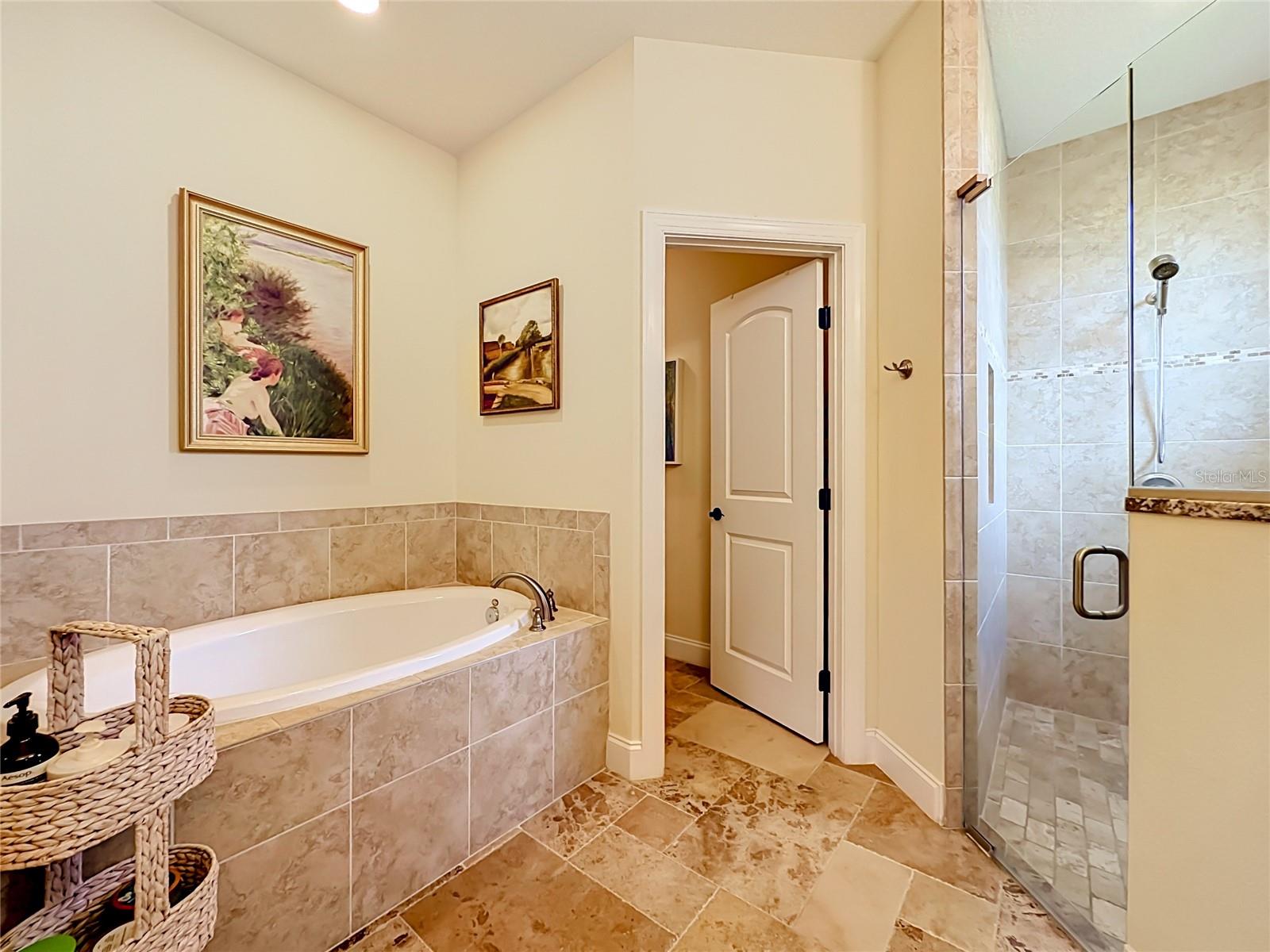 341 Hibiscus Way Property Photo 32