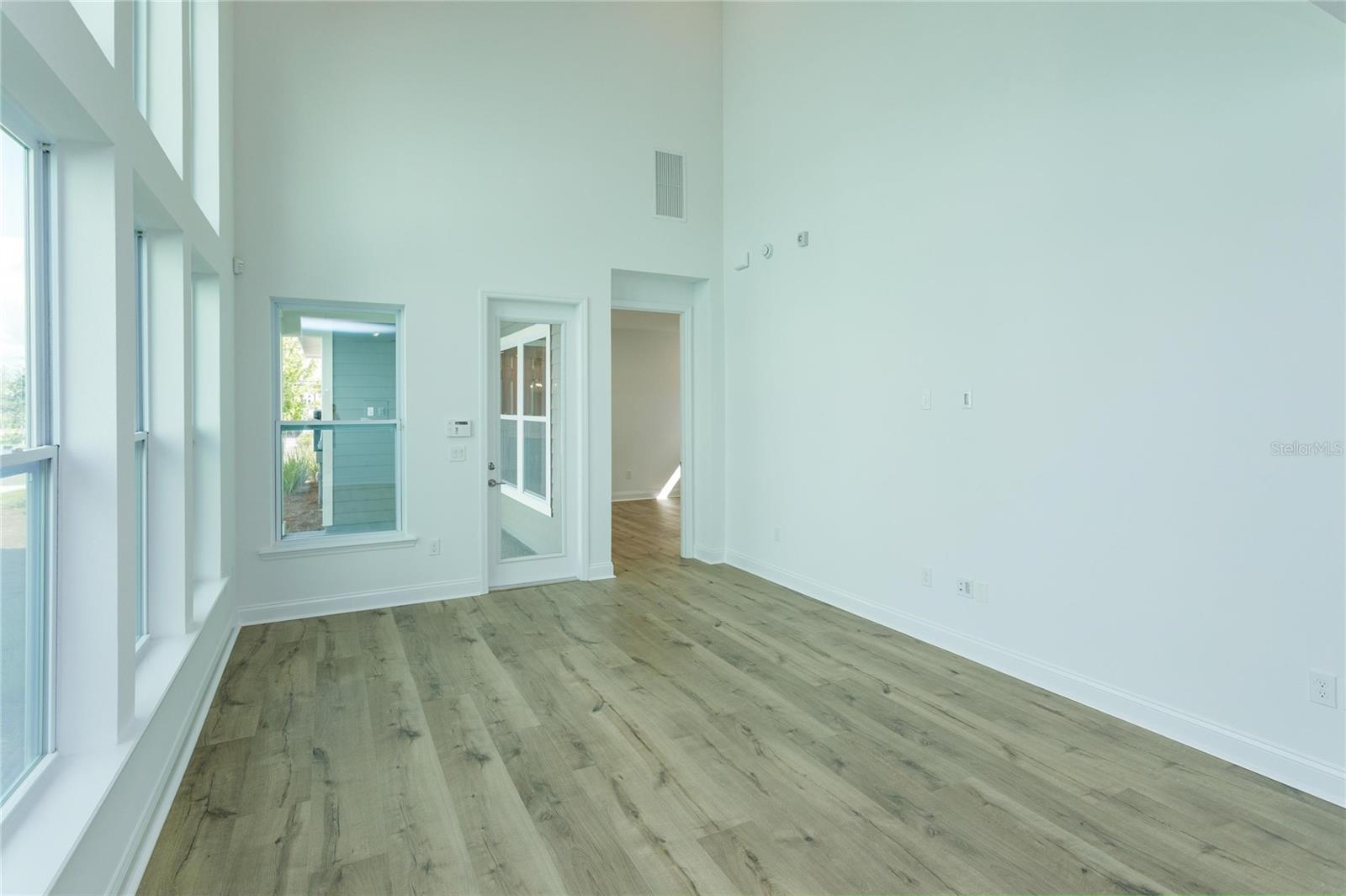 6521 Rover Way Property Photo 7